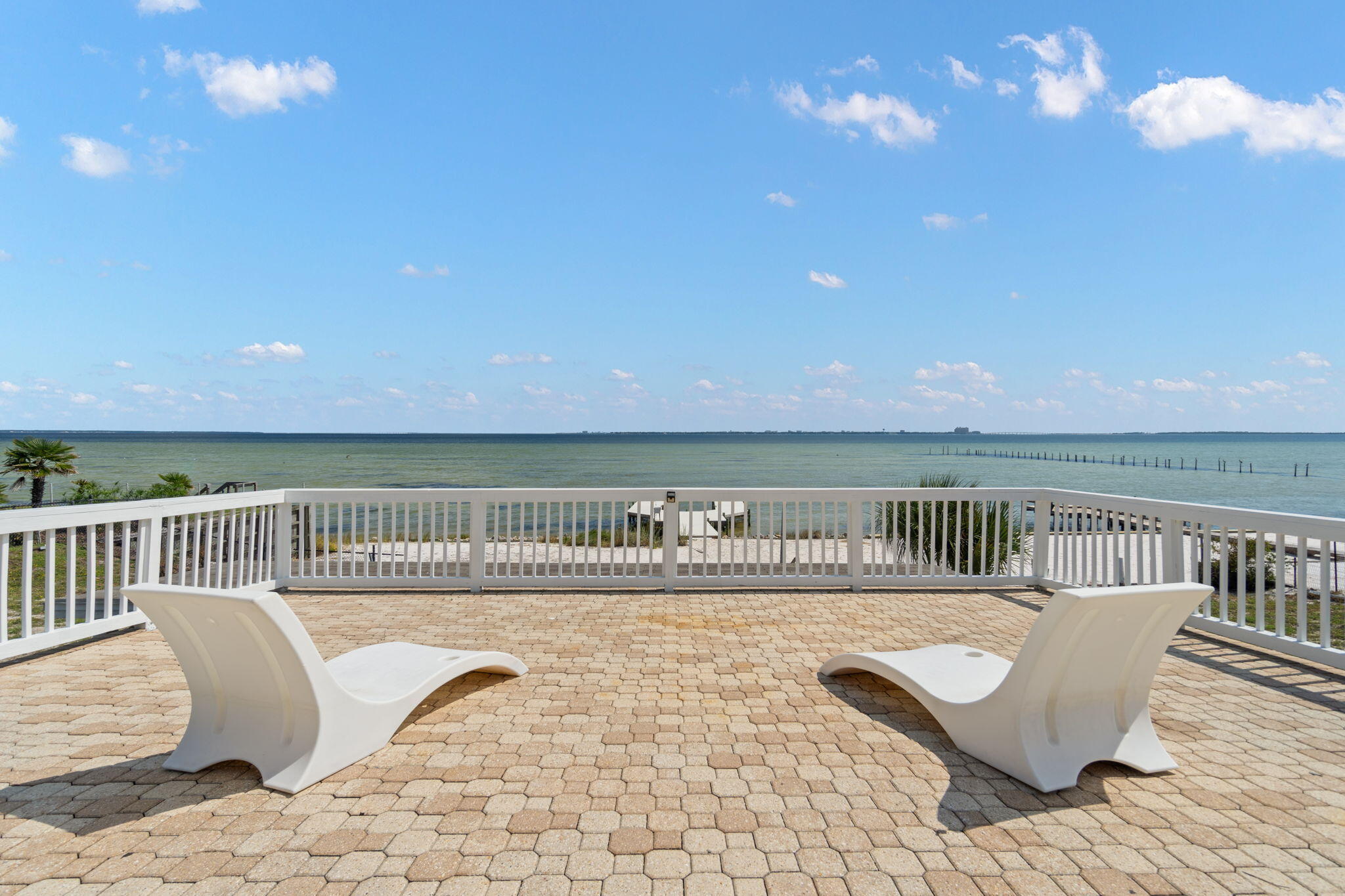 LAKE LORRAINE EST LOT 3 BLK A - Residential