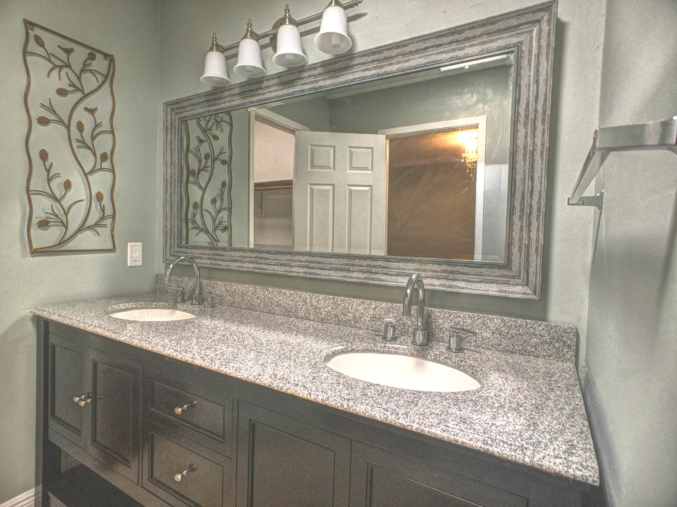 REGENCY PARK 2 - Residential