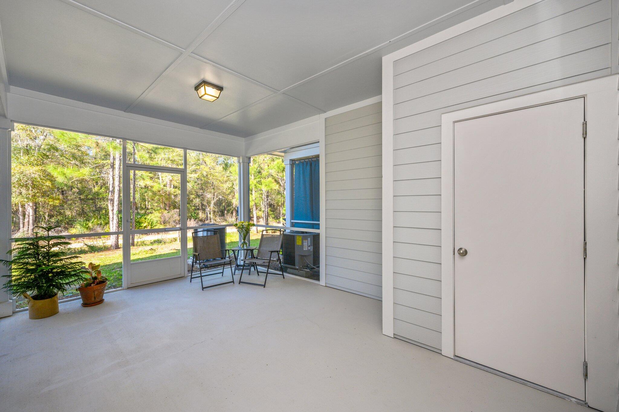 VERANDAS AT FREEPORT - Residential