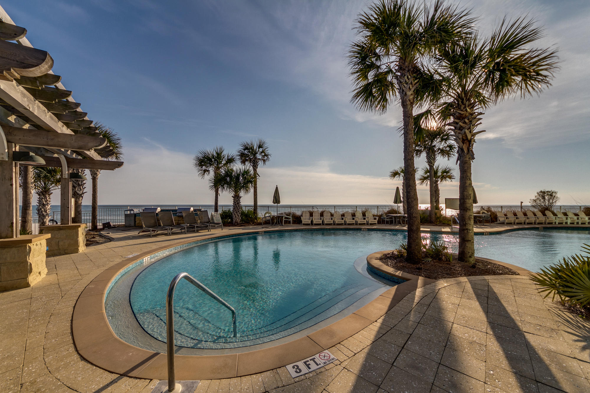 AQUA BEACHSIDE RESORT - Residential