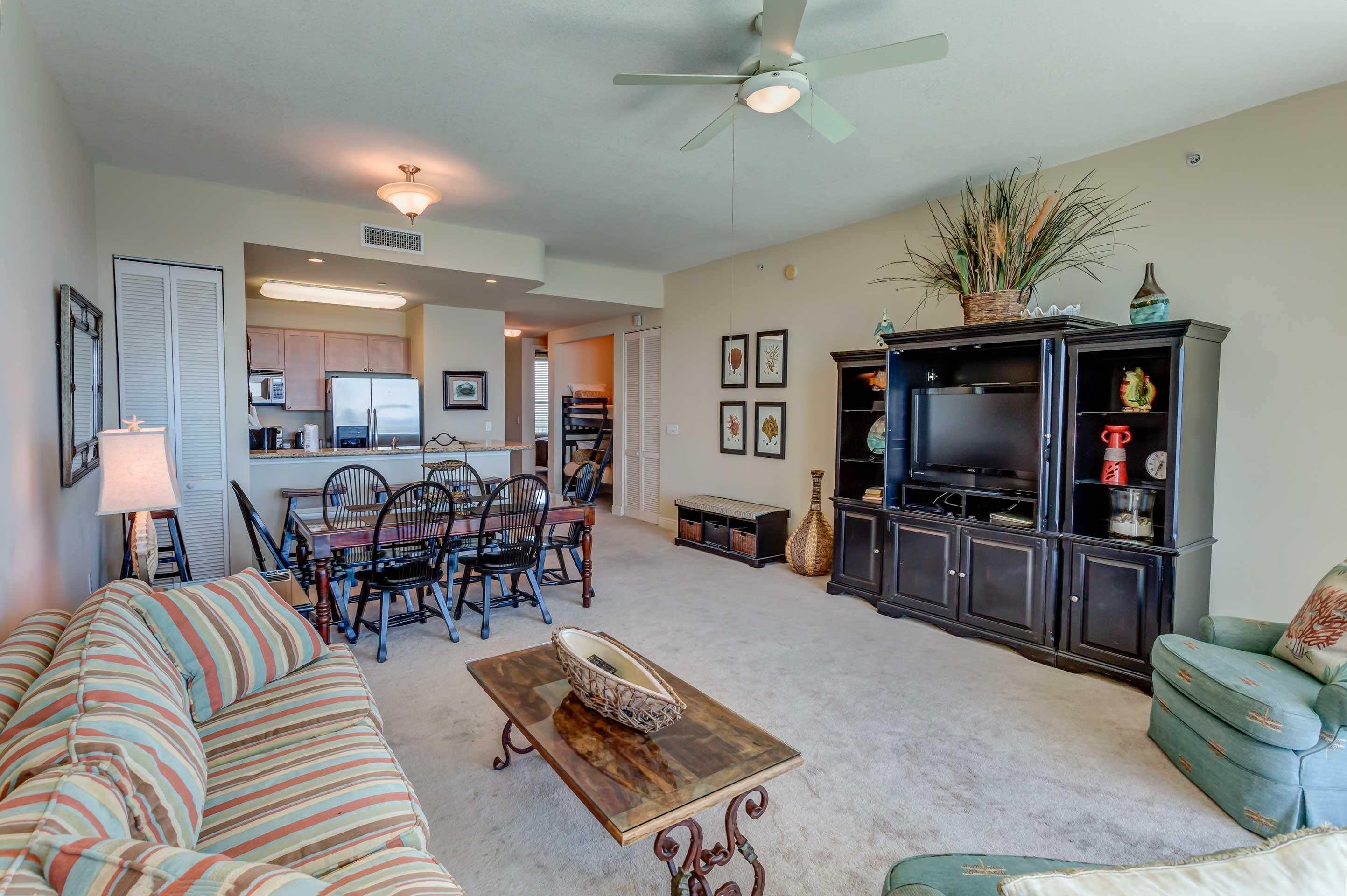 AQUA BEACHSIDE RESORT - Residential