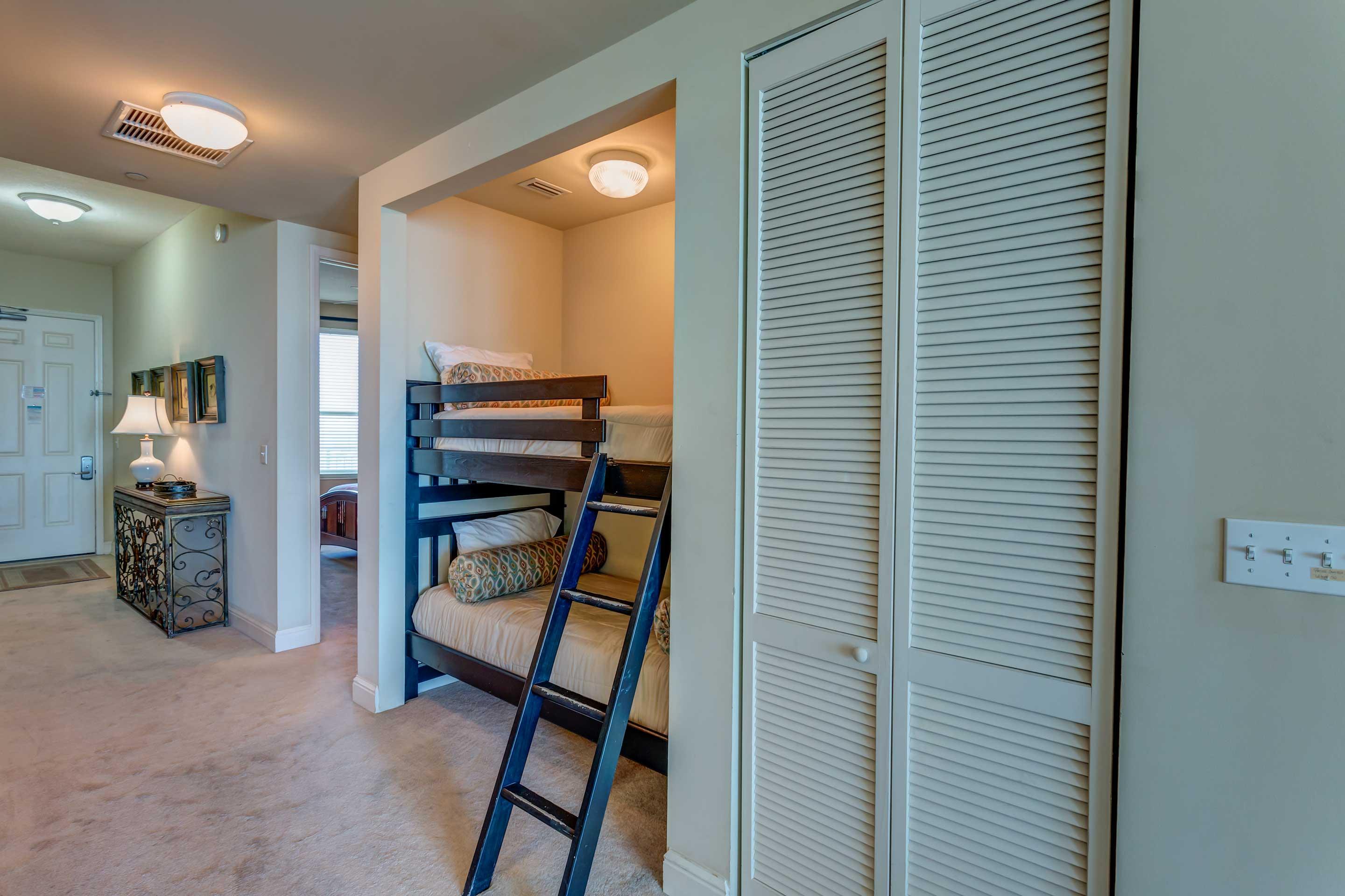 AQUA BEACHSIDE RESORT - Residential