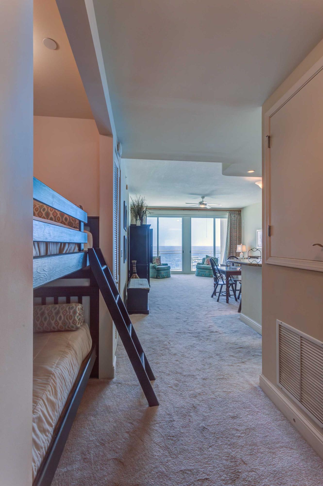 AQUA BEACHSIDE RESORT - Residential