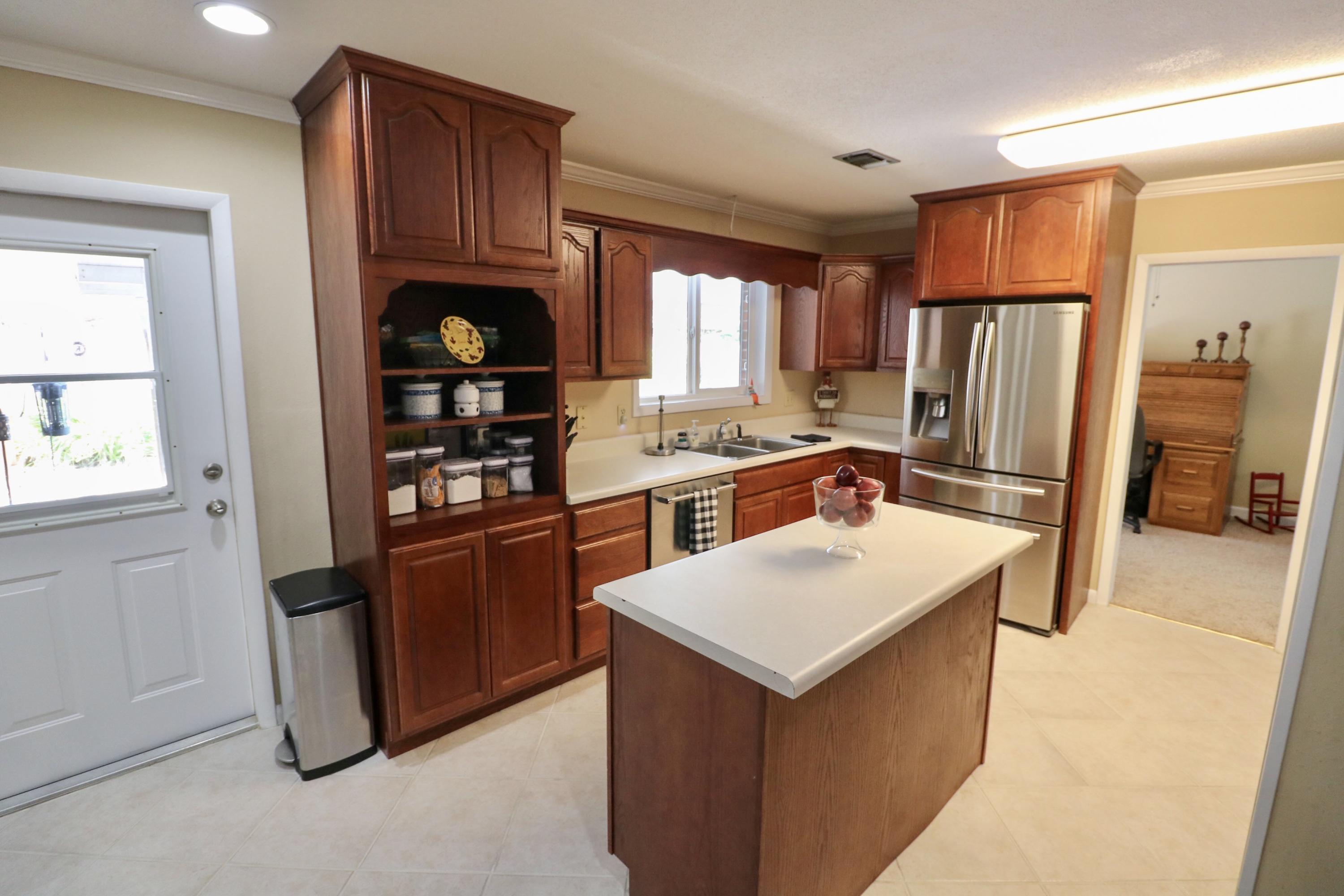 CHELSEA WOODS - Residential