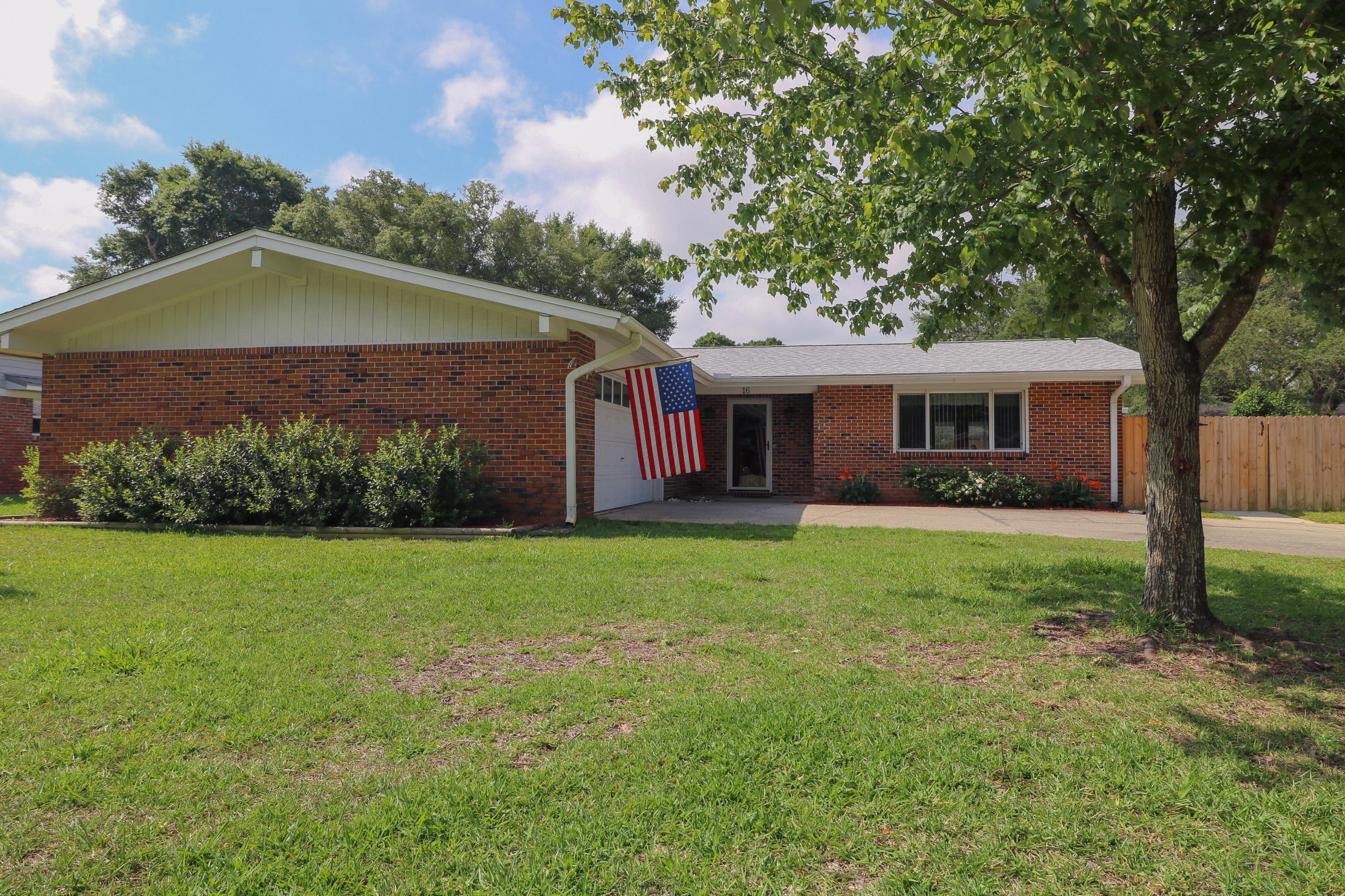 CHELSEA WOODS - Residential