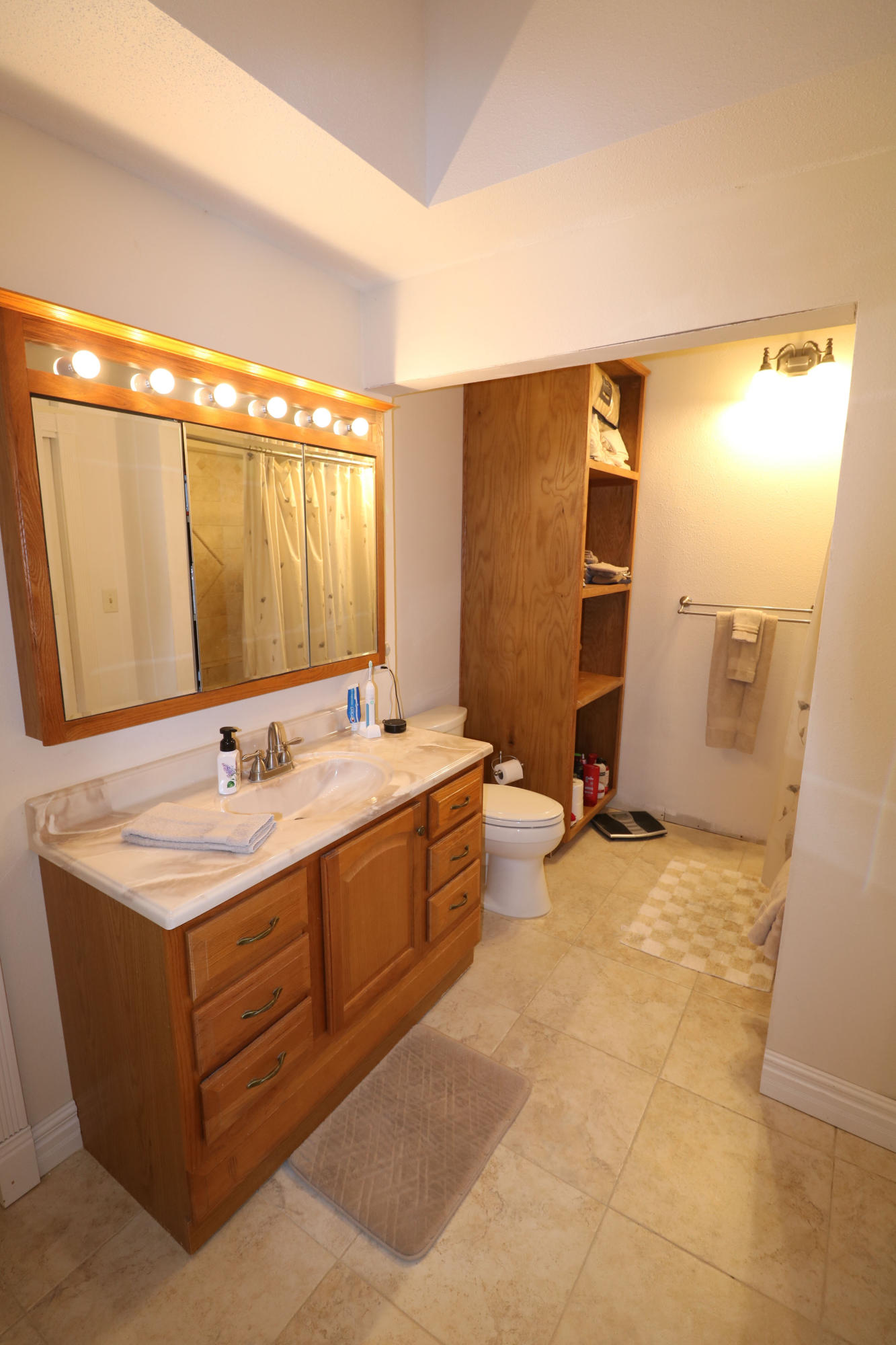 CHELSEA WOODS - Residential