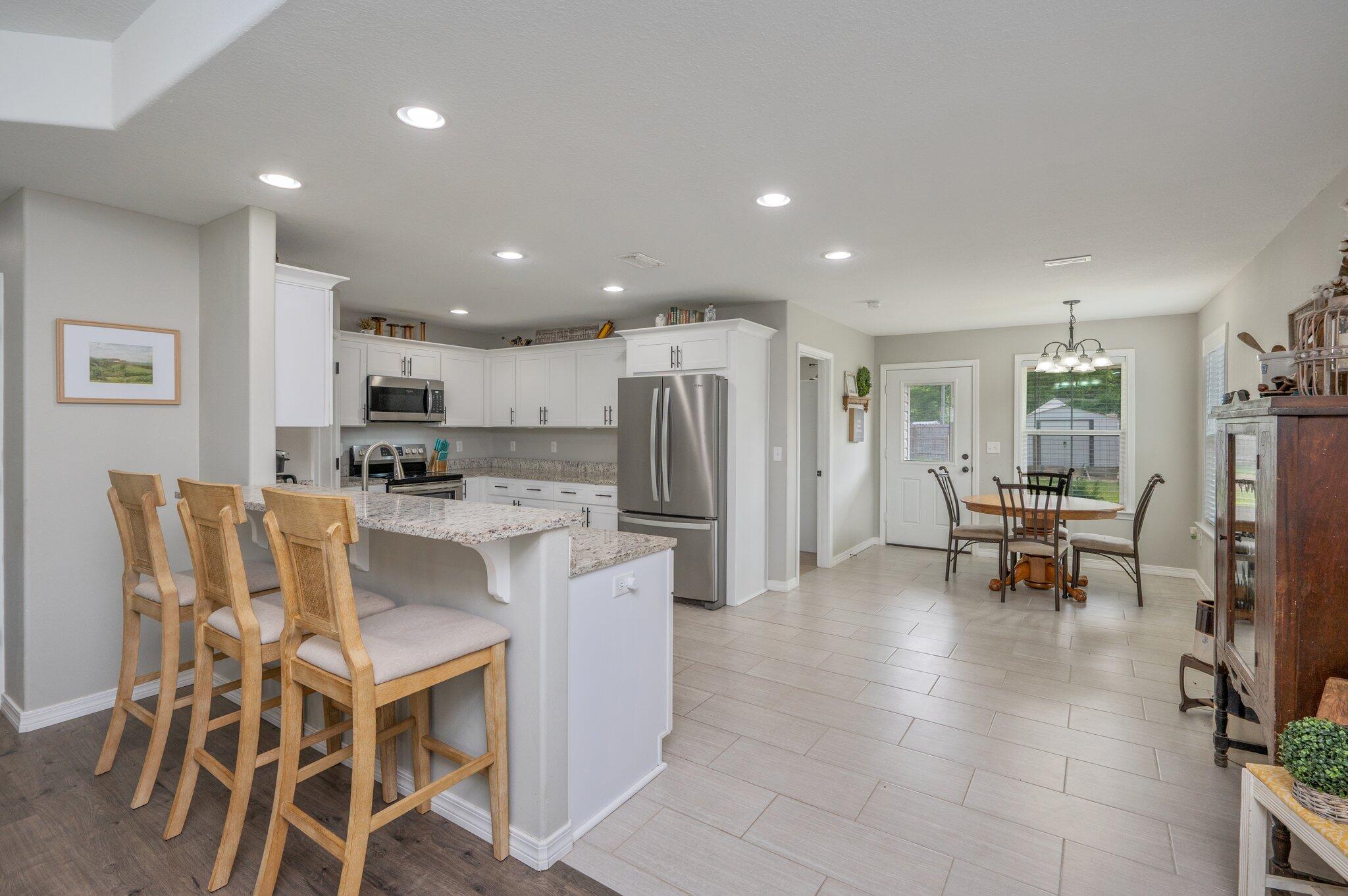 OAKWOOD LAKES ESTATES Unit 7 - Residential