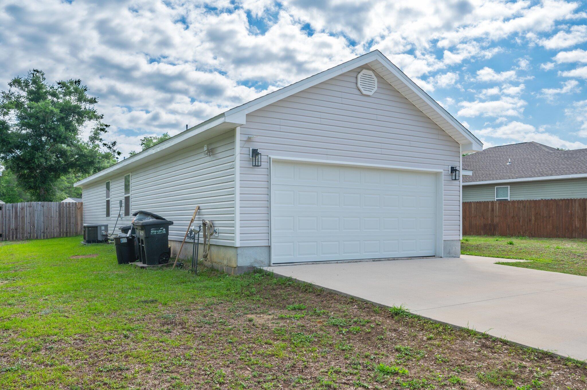 OAKWOOD LAKES ESTATES Unit 7 - Residential