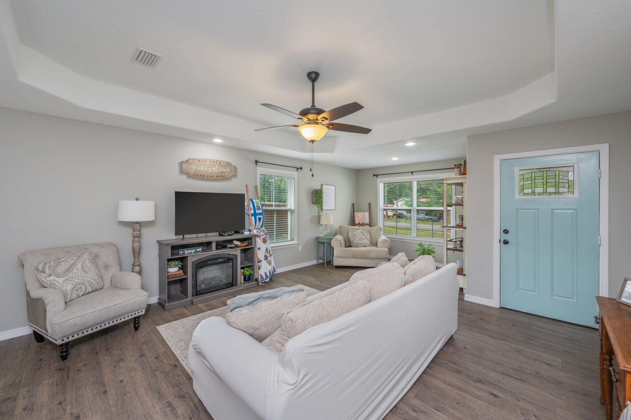 OAKWOOD LAKES ESTATES Unit 7 - Residential