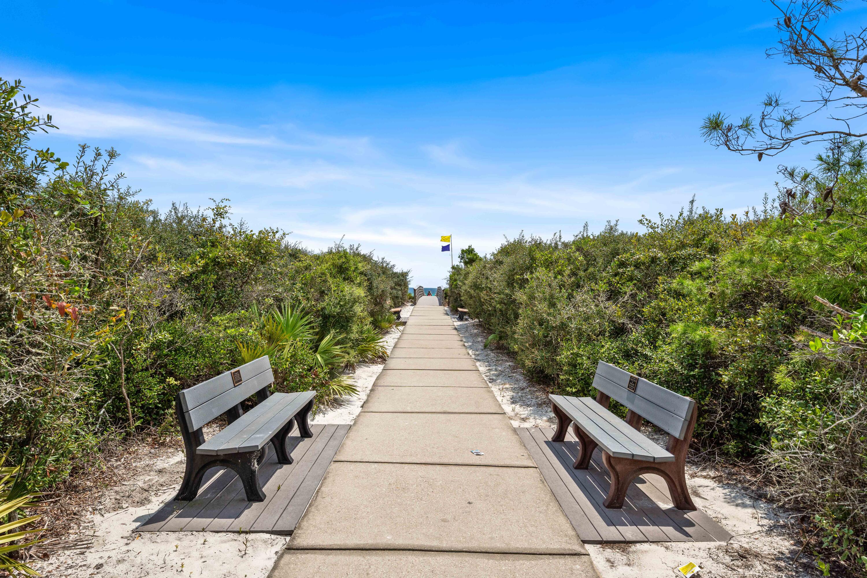 POMPANO PLACE - Land