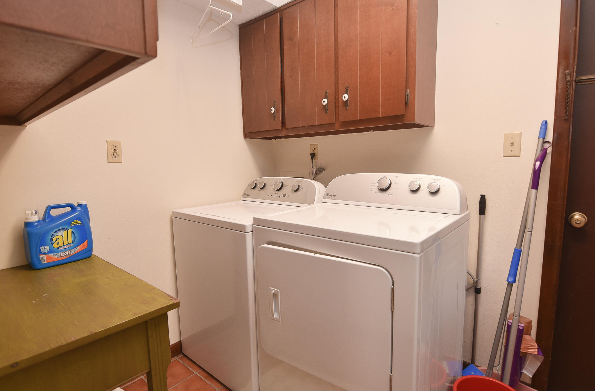 VALPARAISO P/C 6 LOTS 6 7 20 21 BLK 32 & PART VINE AVE ADJ SAID LOTS - Residential