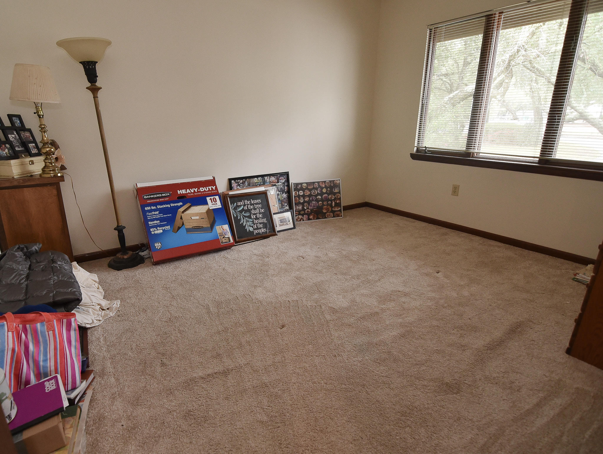 VALPARAISO P/C 6 LOTS 6 7 20 21 BLK 32 & PART VINE AVE ADJ SAID LOTS - Residential