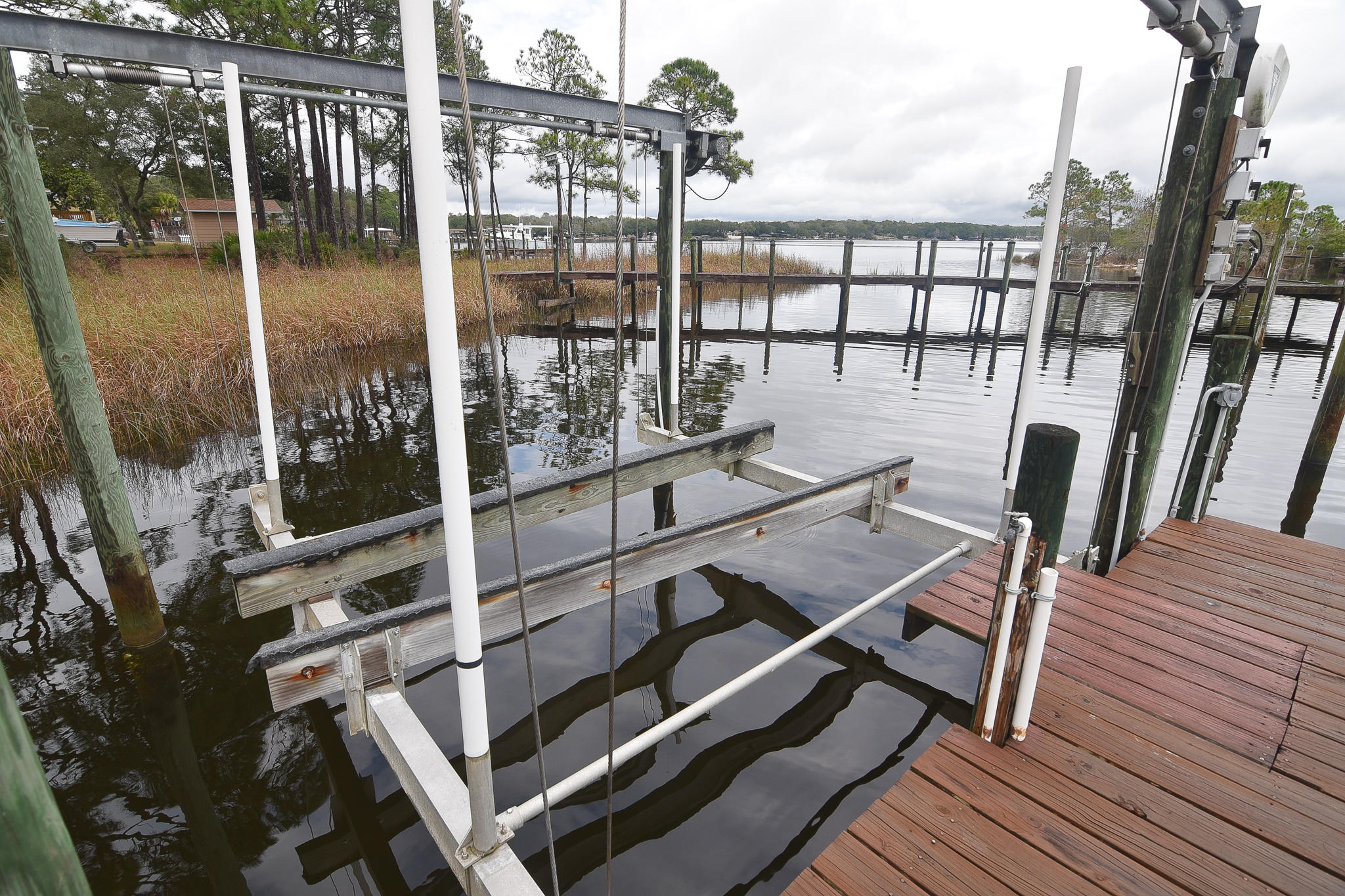 VALPARAISO P/C 6 LOTS 6 7 20 21 BLK 32 & PART VINE AVE ADJ SAID LOTS - Residential