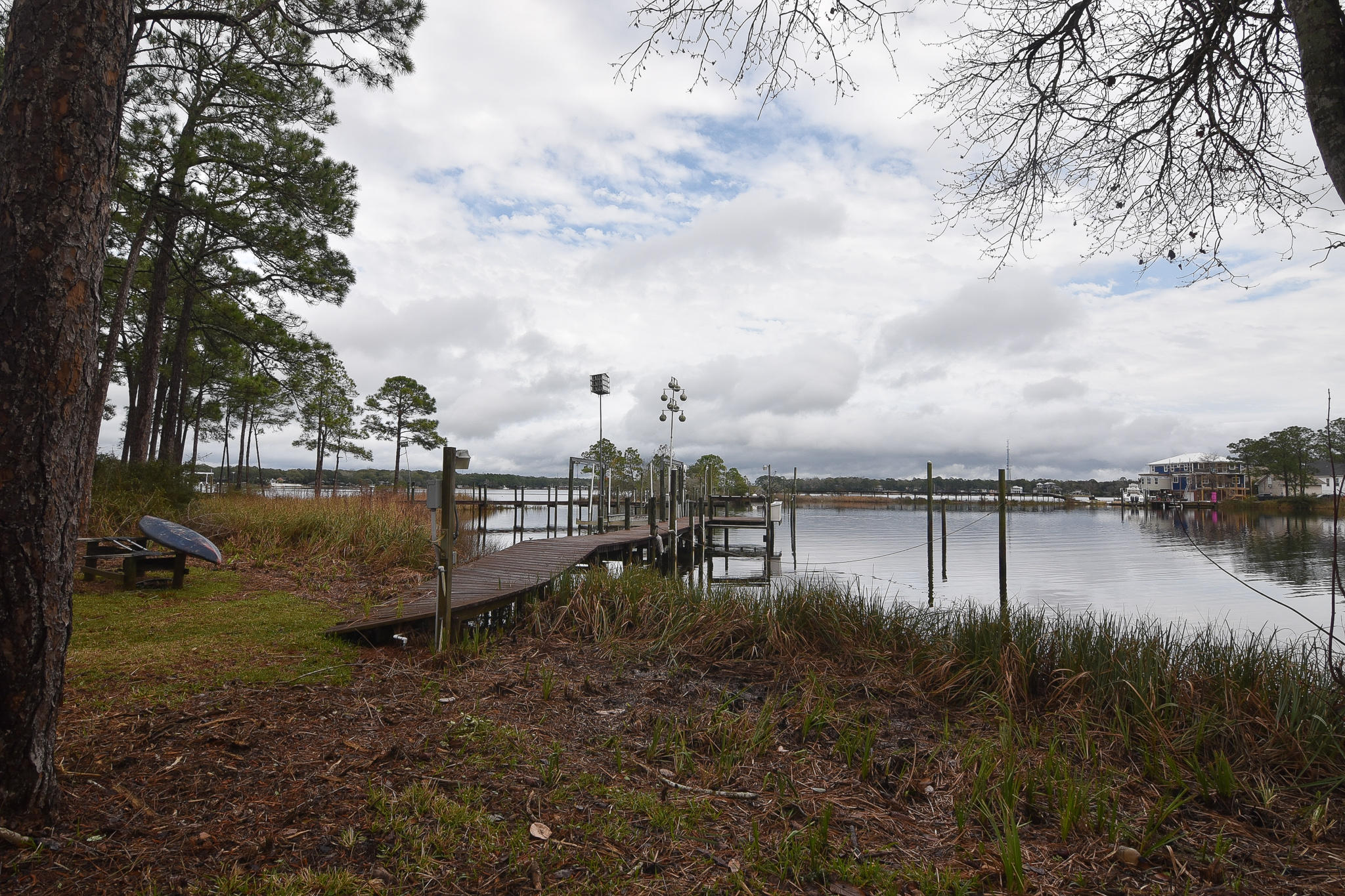 VALPARAISO P/C 6 LOTS 6 7 20 21 BLK 32 & PART VINE AVE ADJ SAID LOTS - Residential