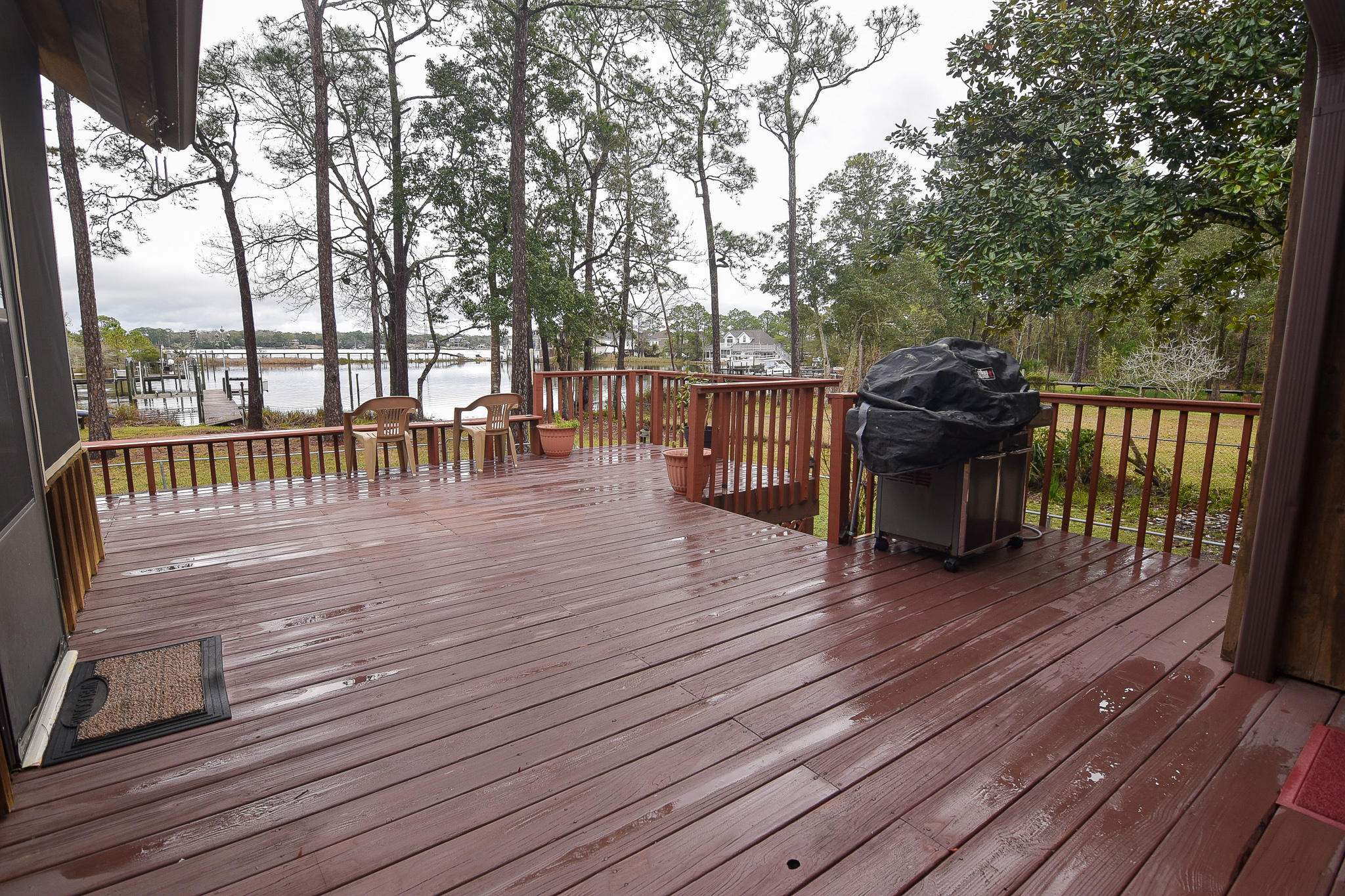 VALPARAISO P/C 6 LOTS 6 7 20 21 BLK 32 & PART VINE AVE ADJ SAID LOTS - Residential