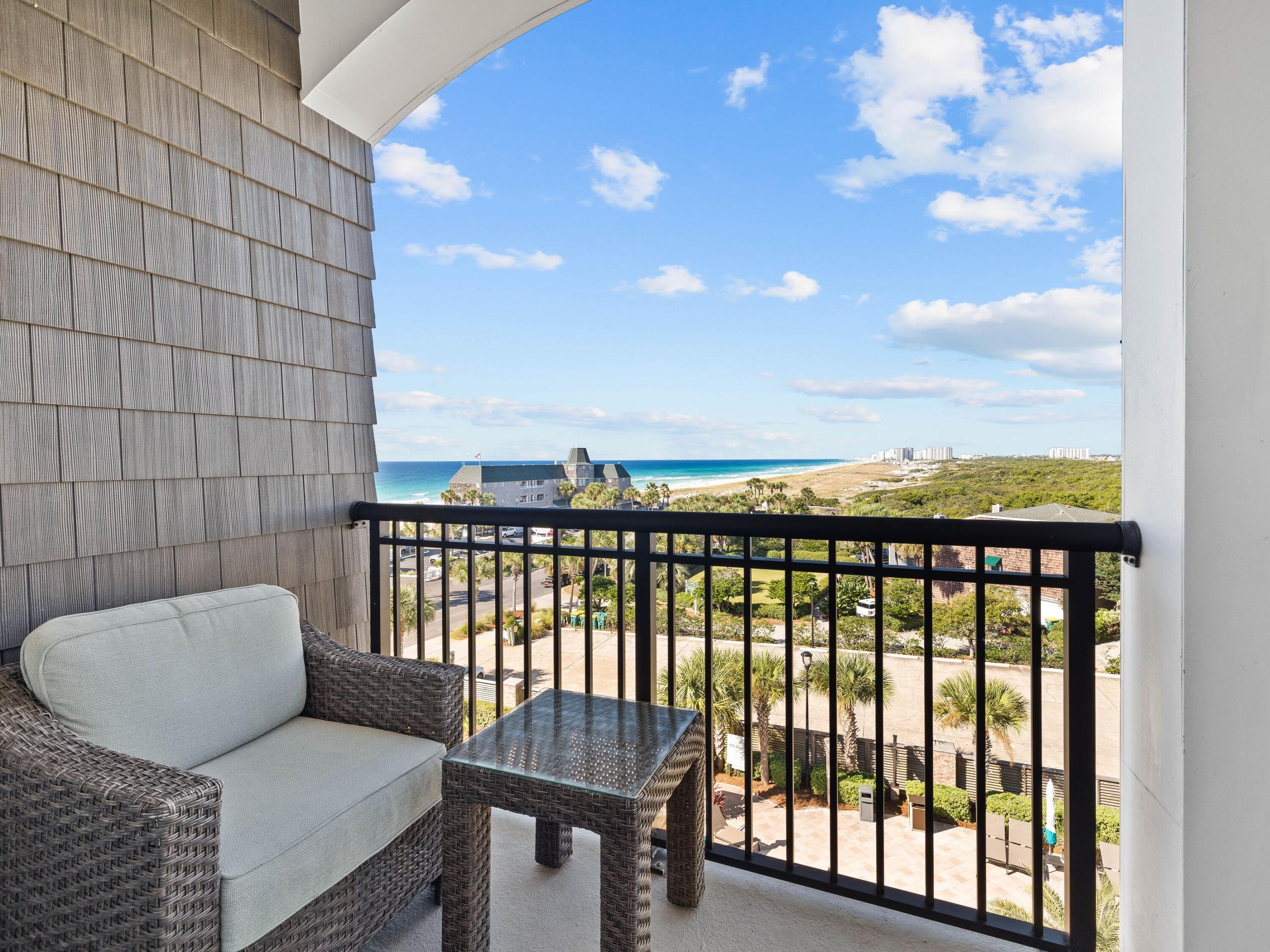 HENDERSON LOFTS - Residential