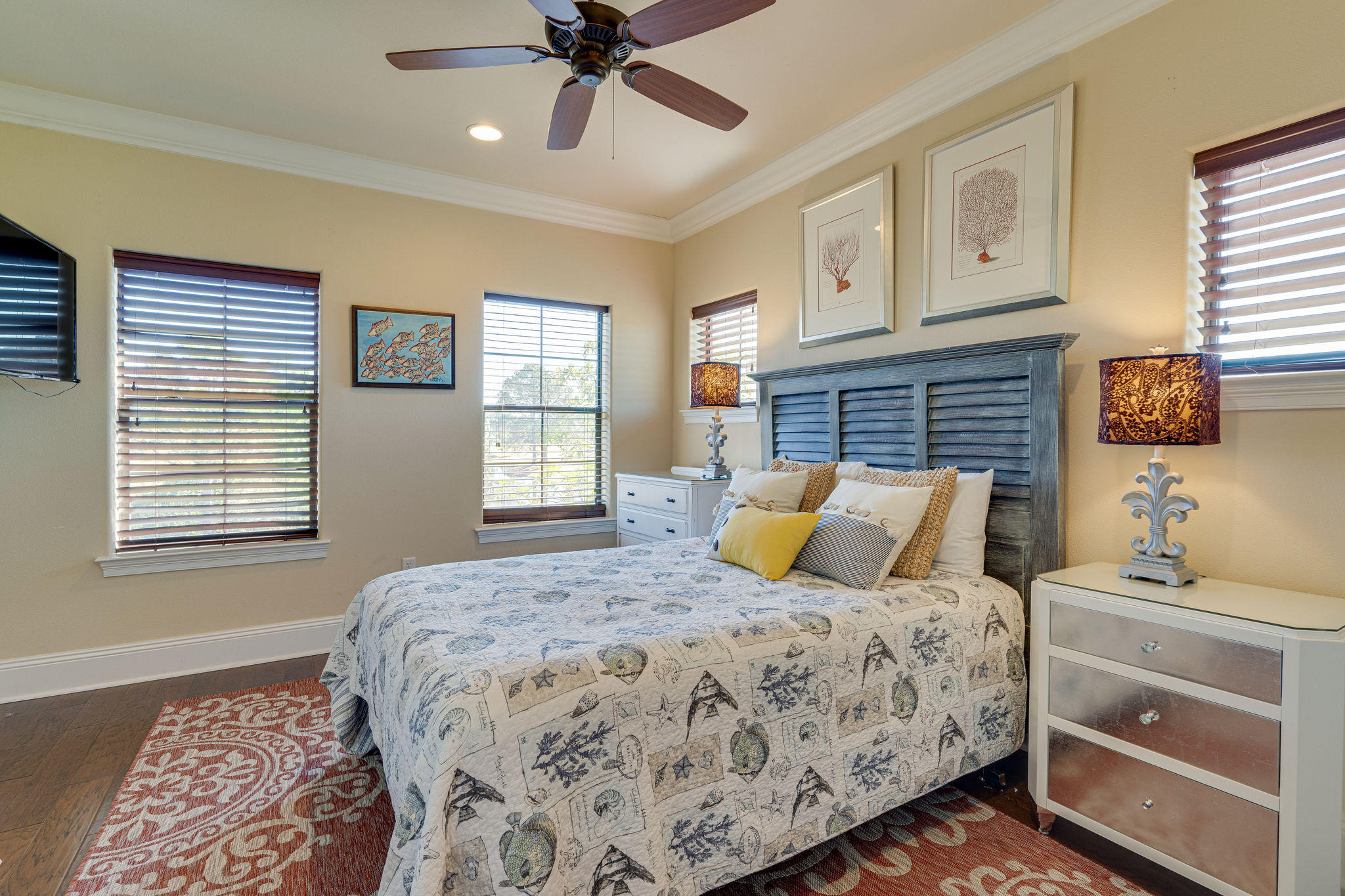 VILLA LAGO - Residential