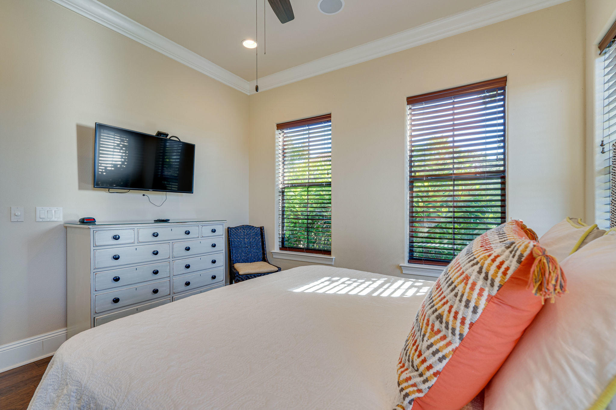 VILLA LAGO - Residential