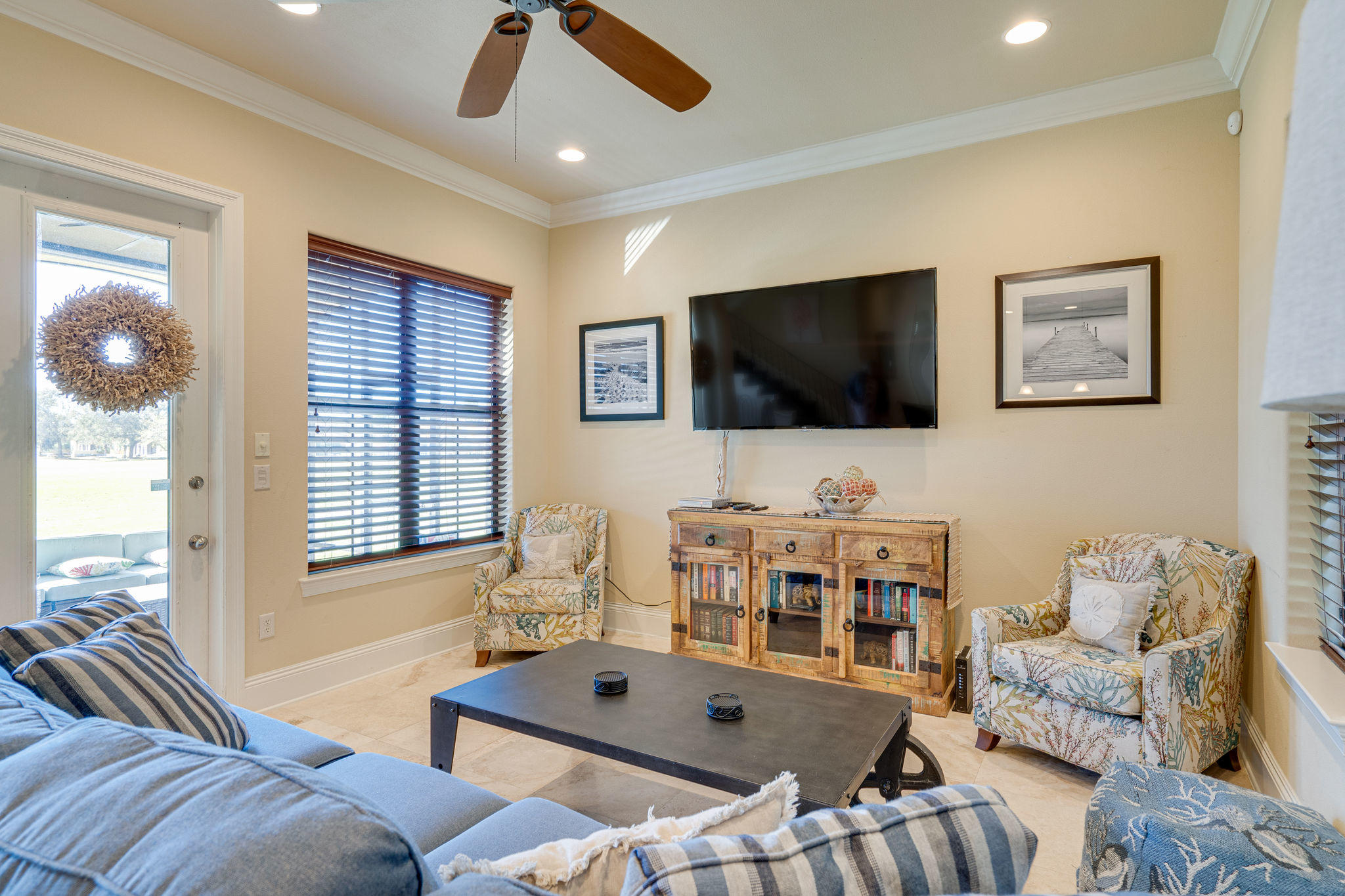 VILLA LAGO - Residential