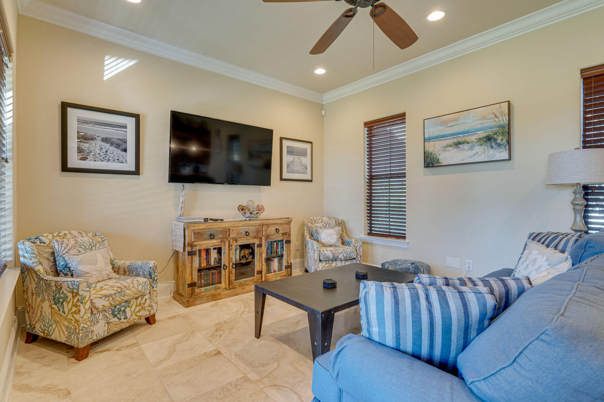 VILLA LAGO - Residential