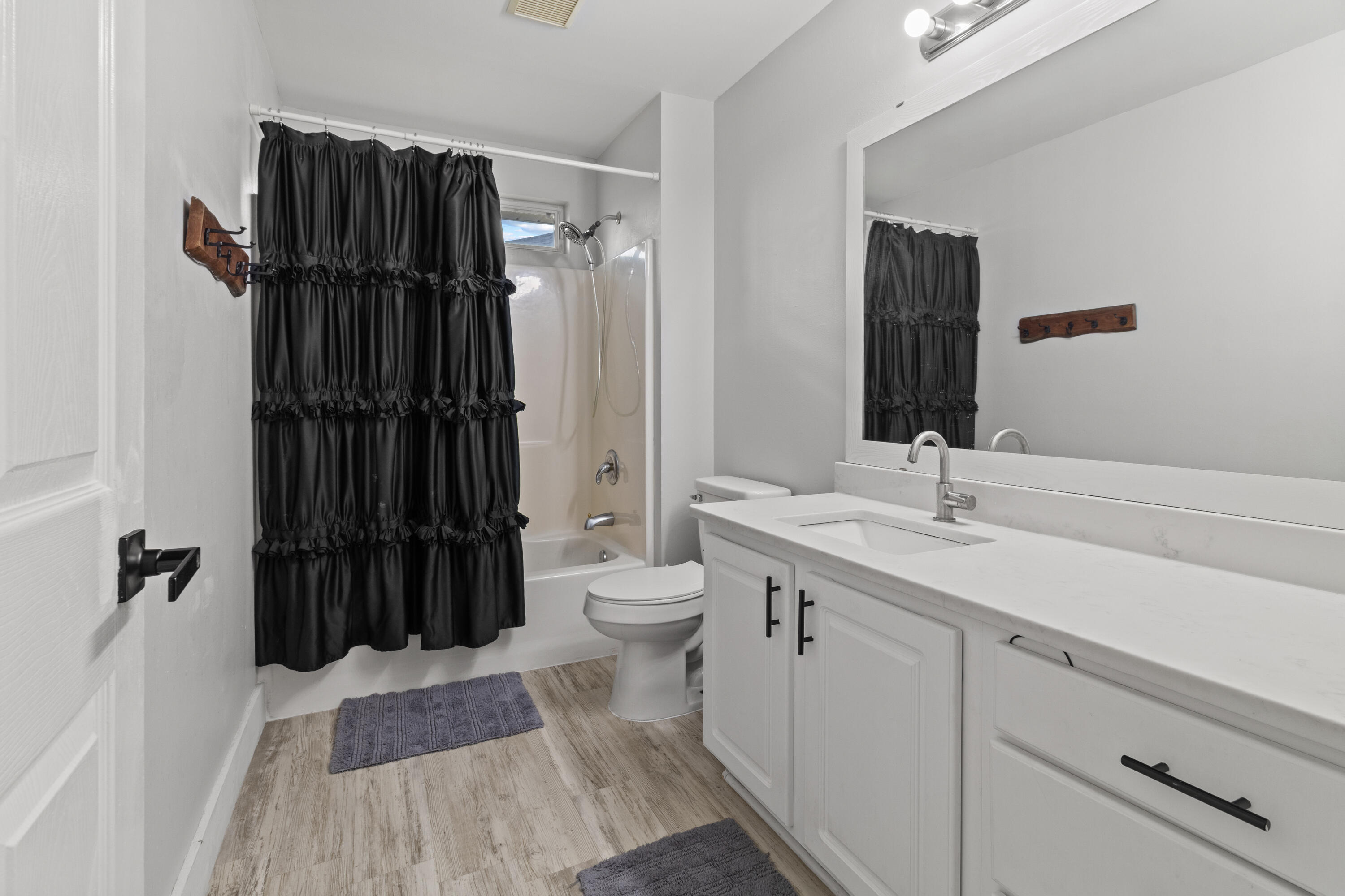 SKY RIDGE ESTATES FIRST ADD - Residential