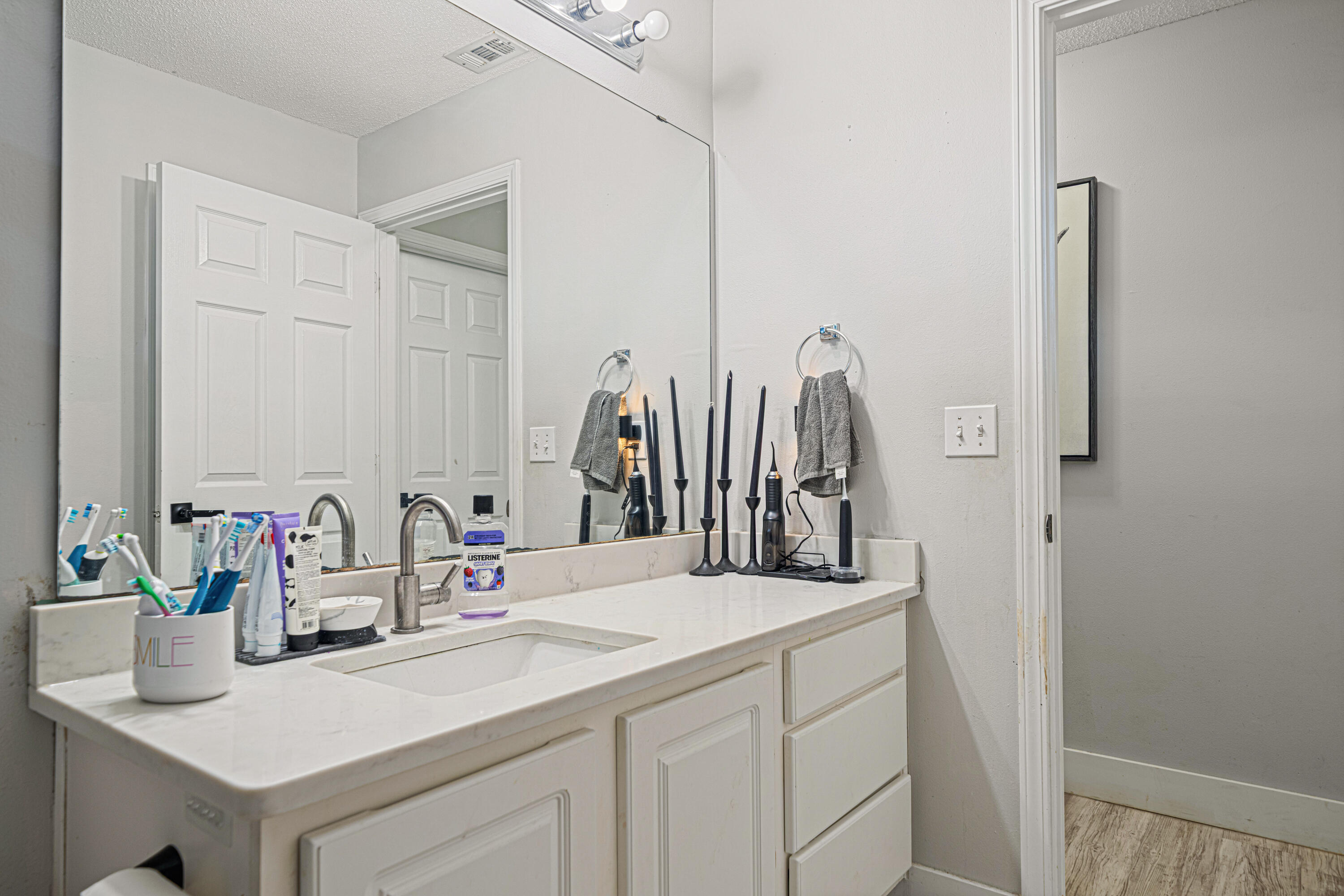 SKY RIDGE ESTATES FIRST ADD - Residential