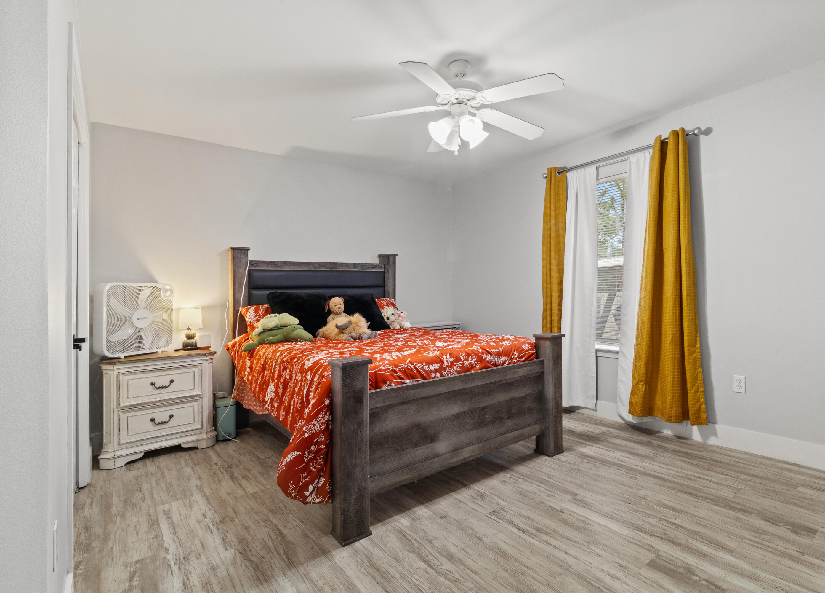 SKY RIDGE ESTATES FIRST ADD - Residential