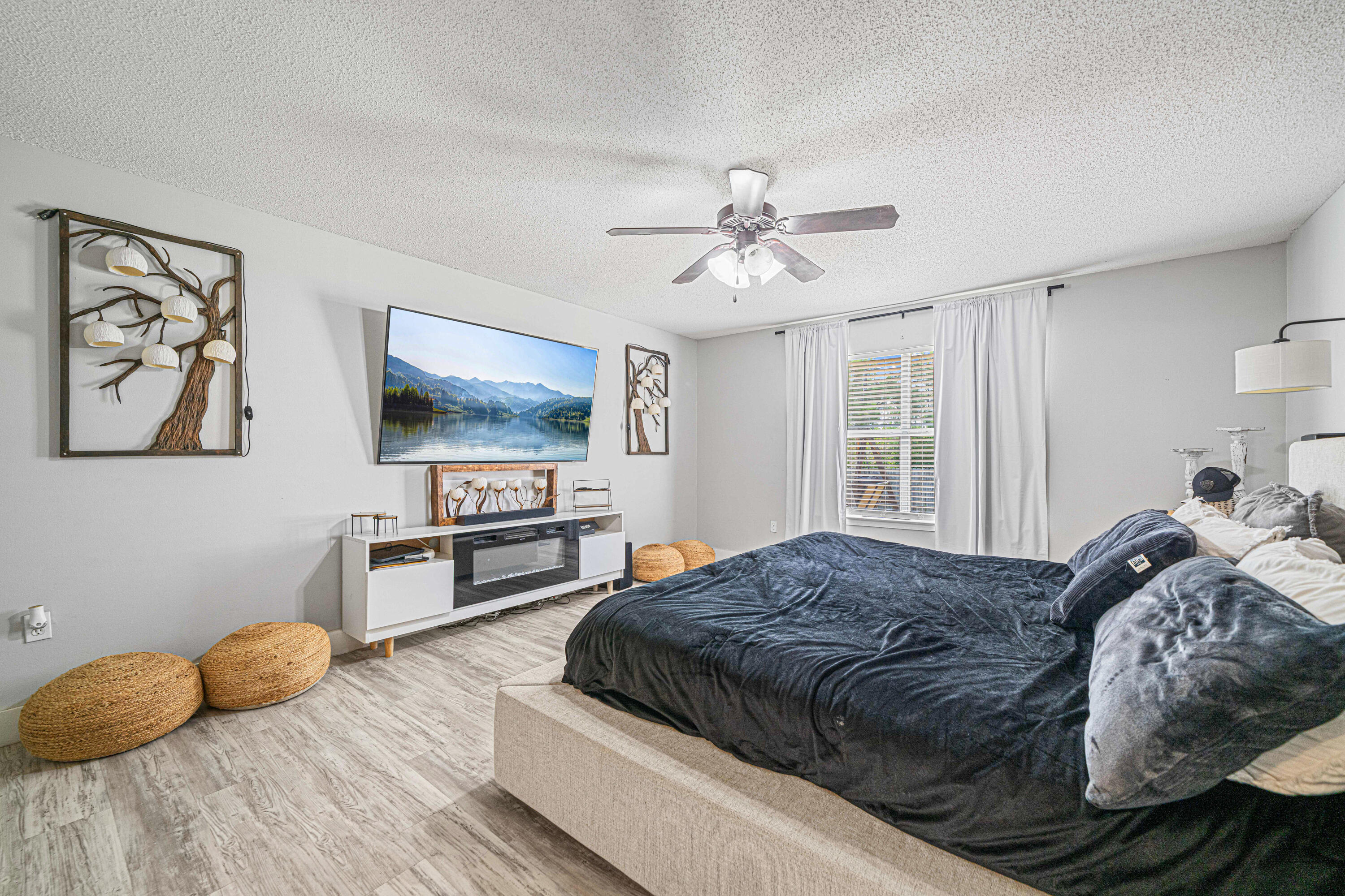 SKY RIDGE ESTATES FIRST ADD - Residential