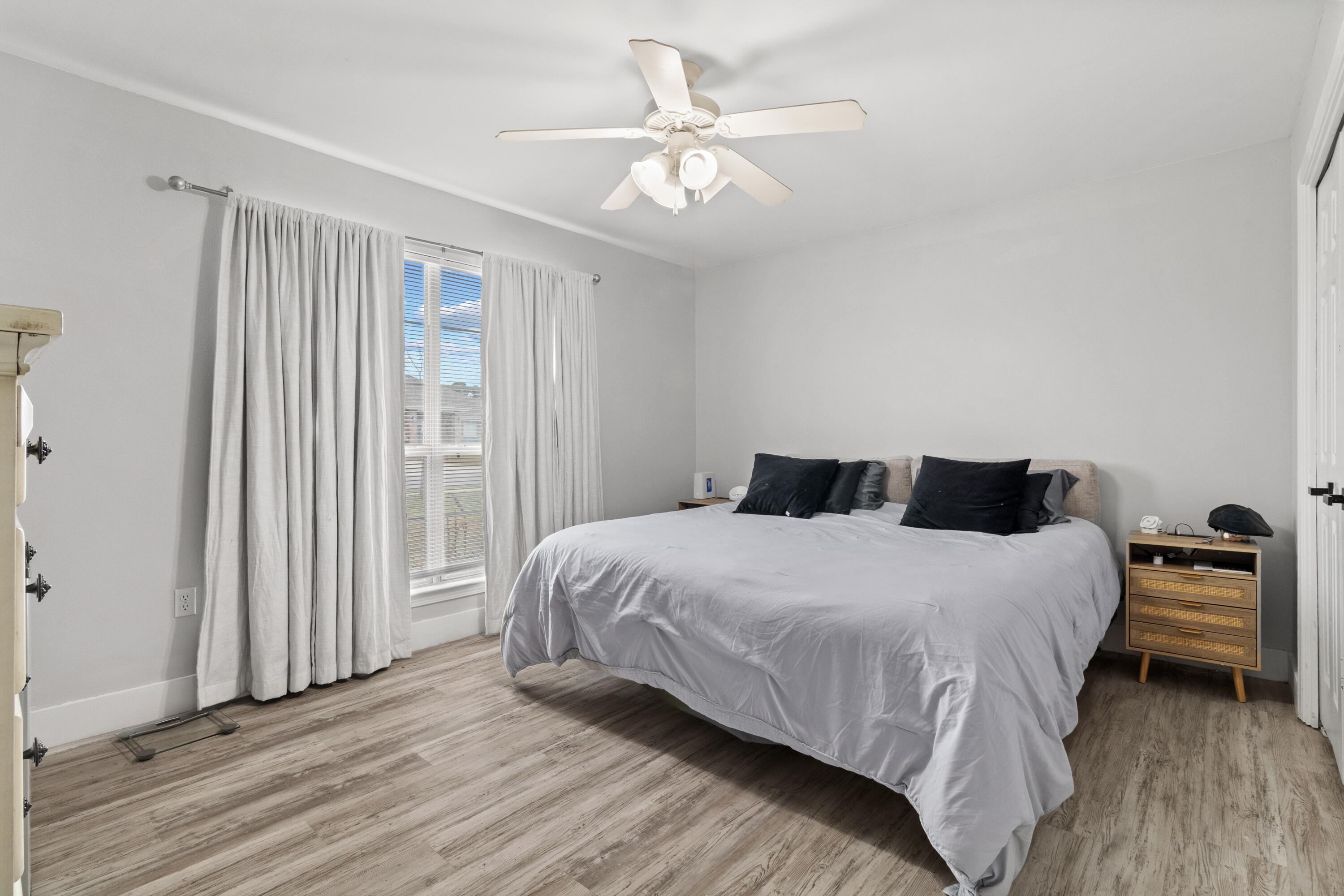 SKY RIDGE ESTATES FIRST ADD - Residential