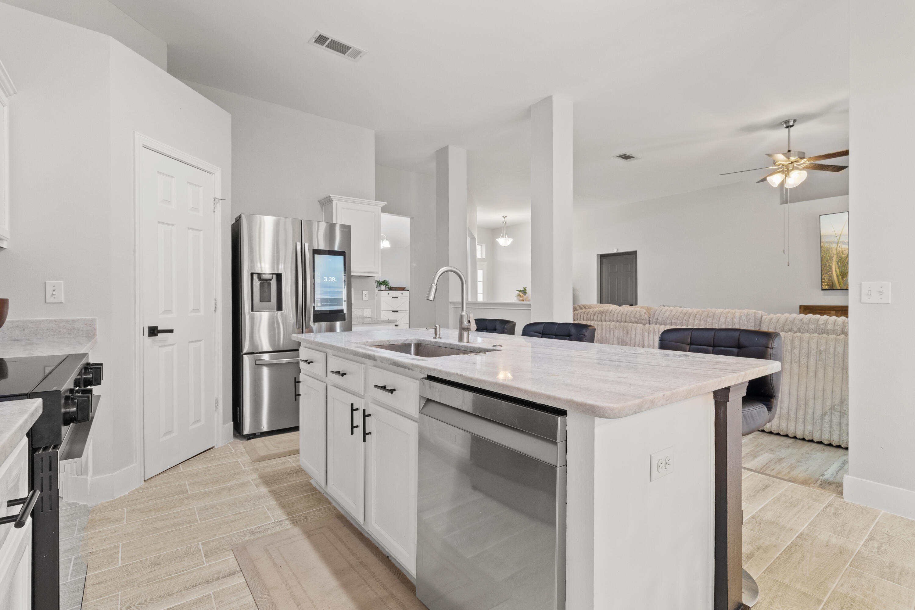 SKY RIDGE ESTATES FIRST ADD - Residential