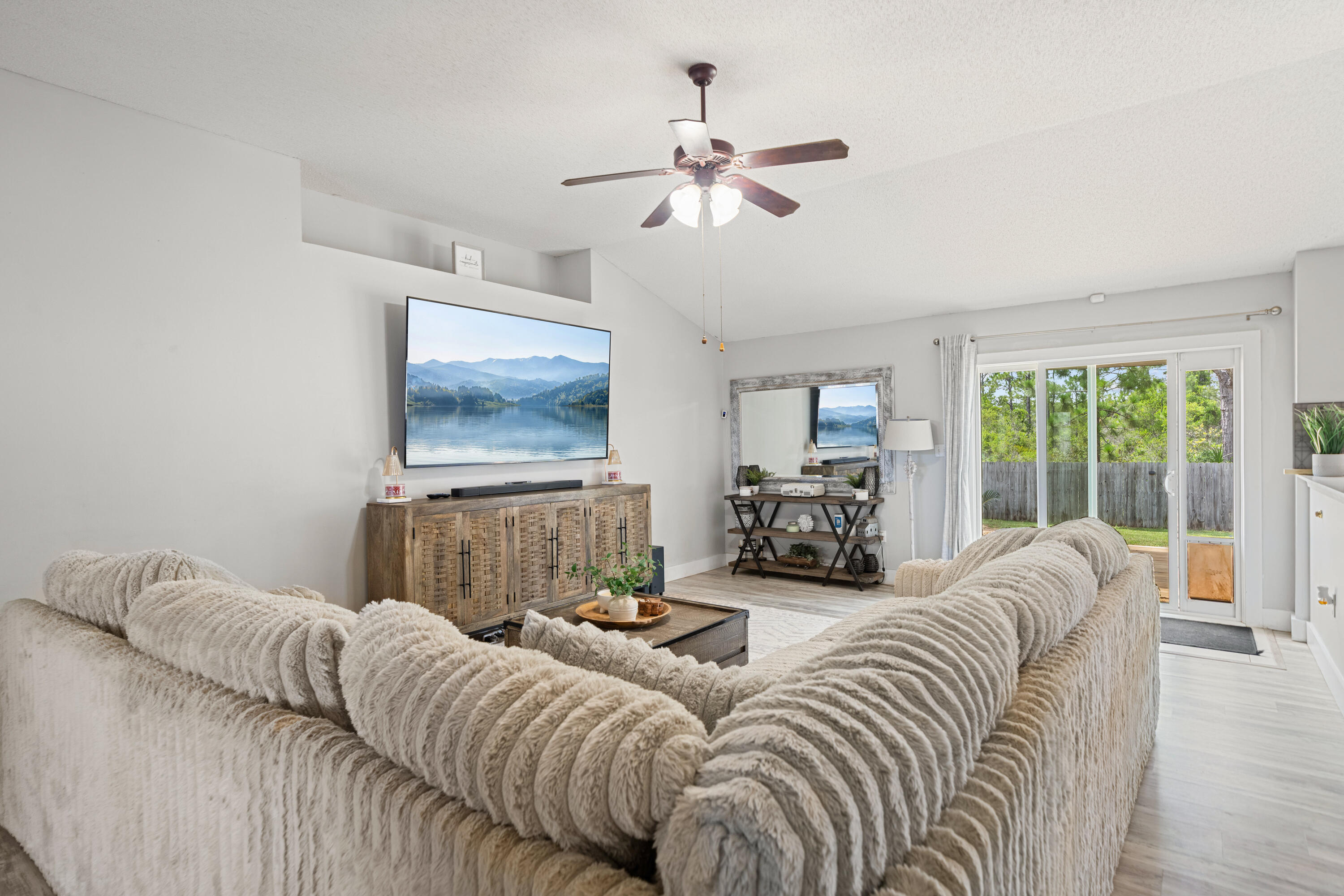 SKY RIDGE ESTATES FIRST ADD - Residential