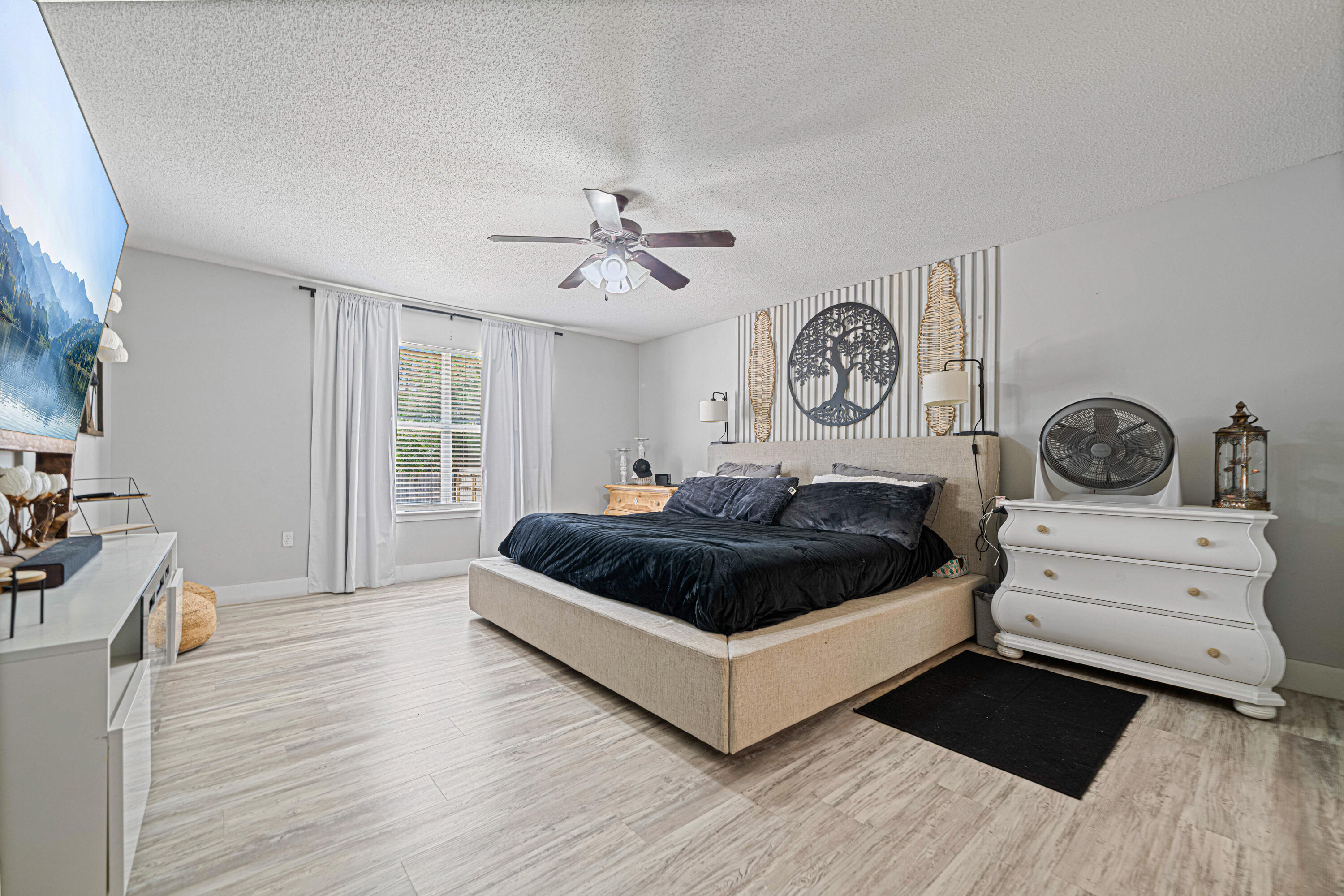 SKY RIDGE ESTATES FIRST ADD - Residential