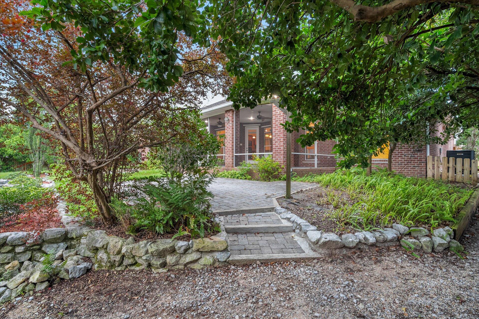 HOLLEY BY THE SEA - Residential