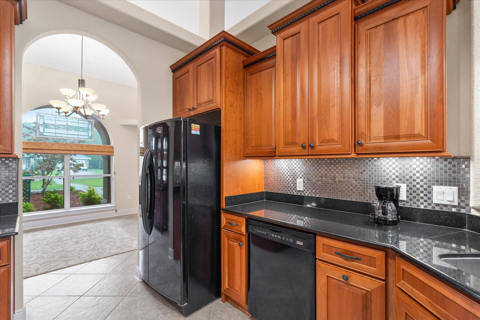 HOLLEY BY THE SEA - Residential