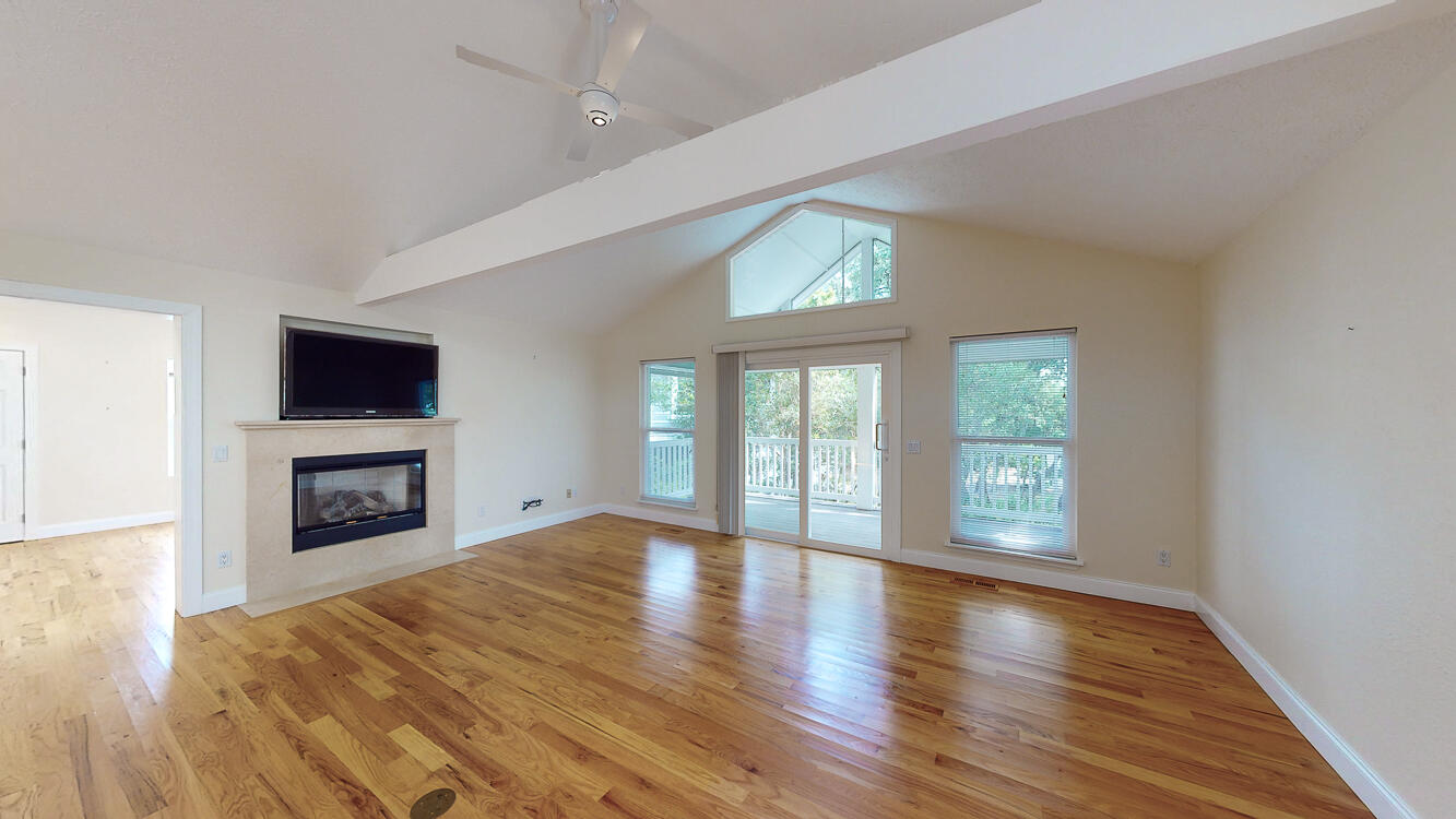 CAMP CREEK LAKE - Residential