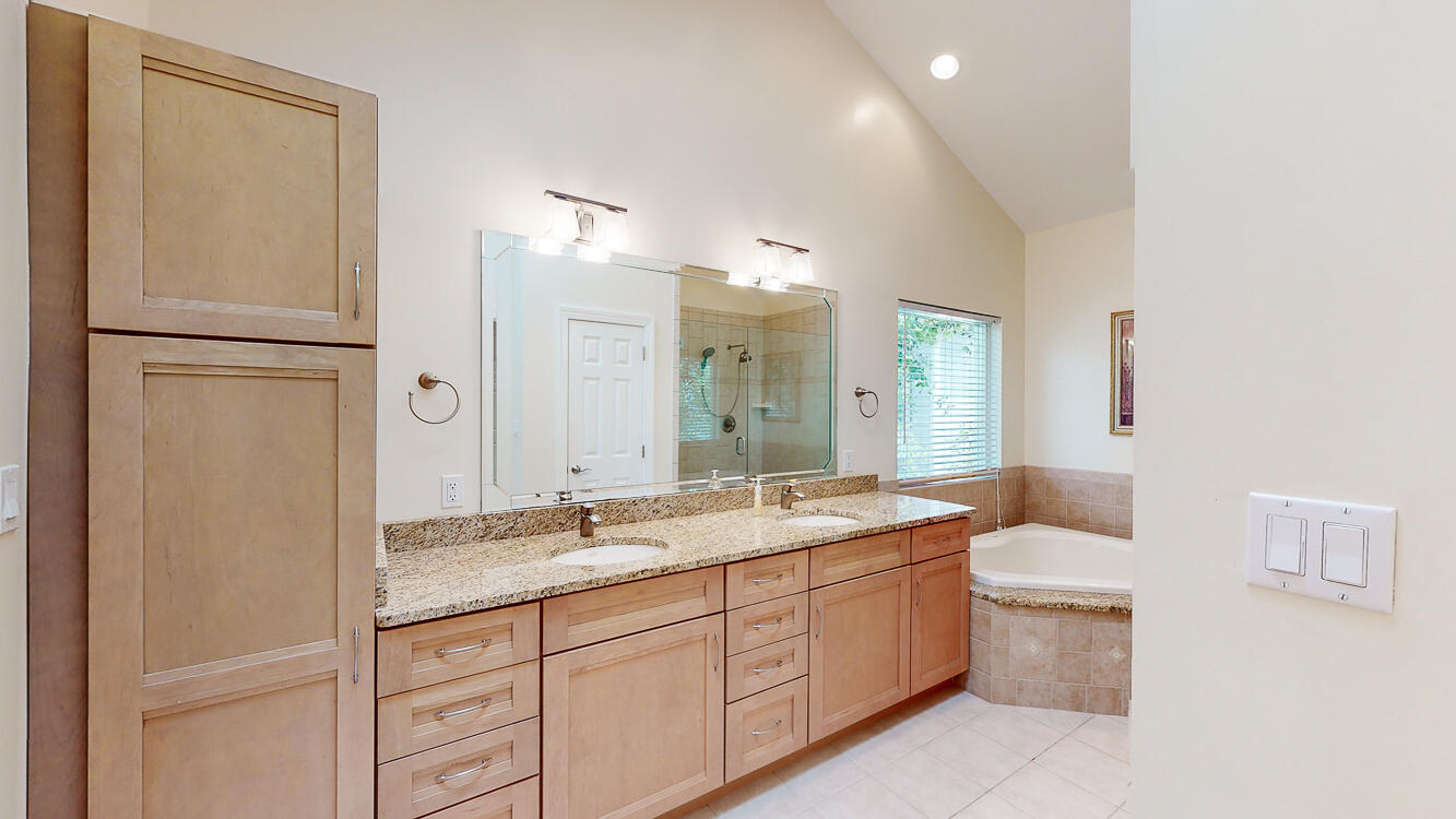 CAMP CREEK LAKE - Residential