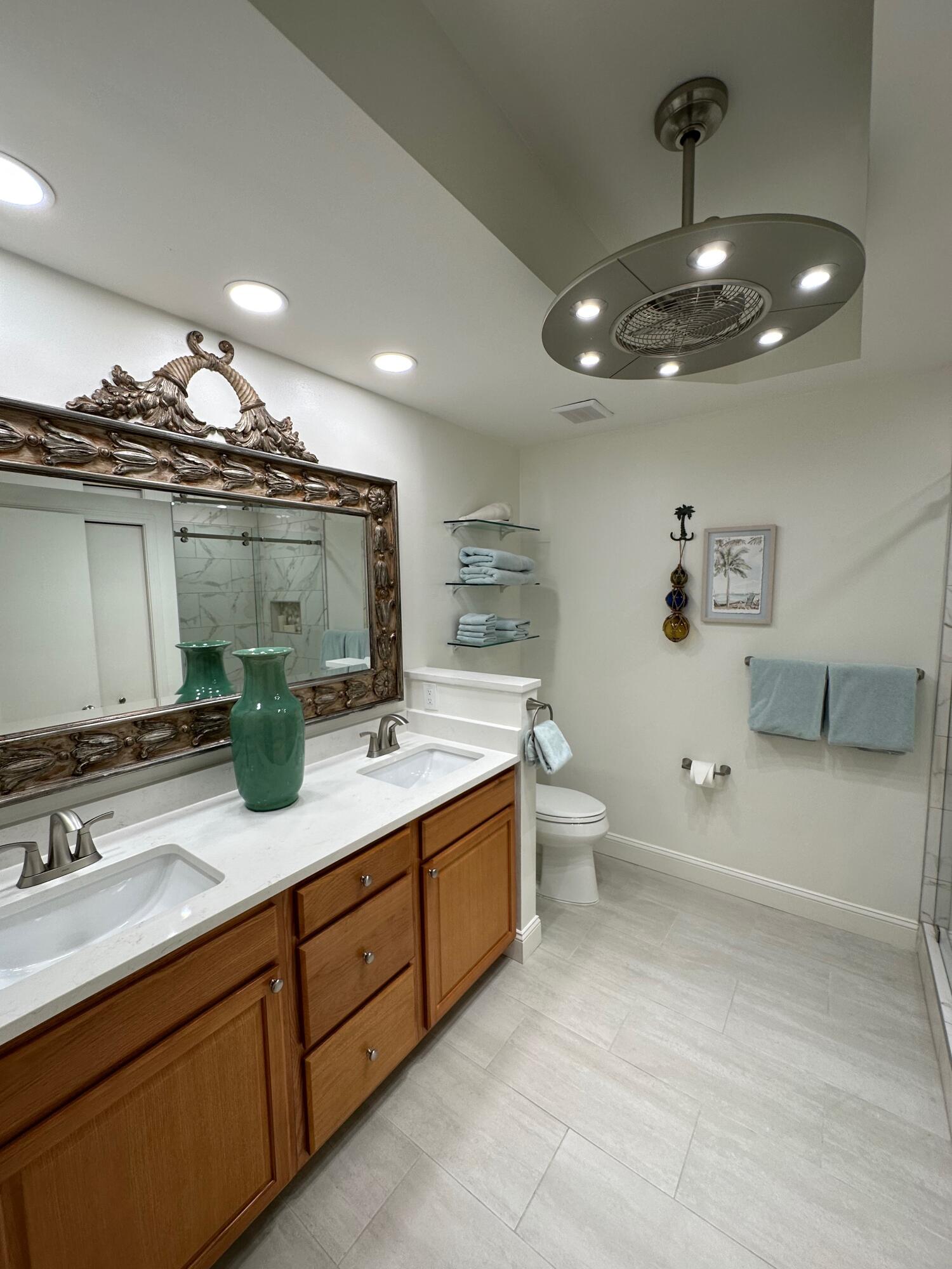 DESTIN SURFSIDE CONDO - Residential