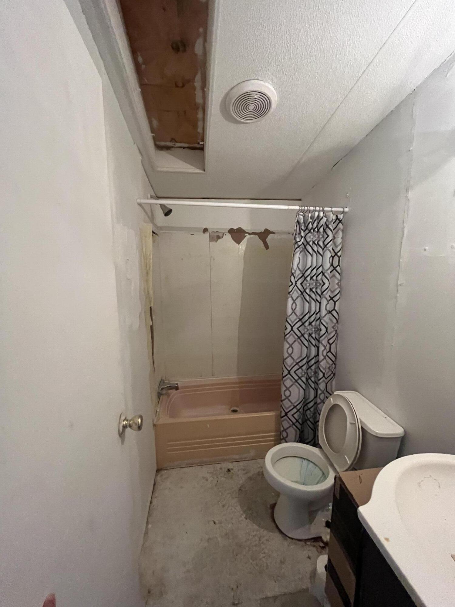 The Pines - Residential