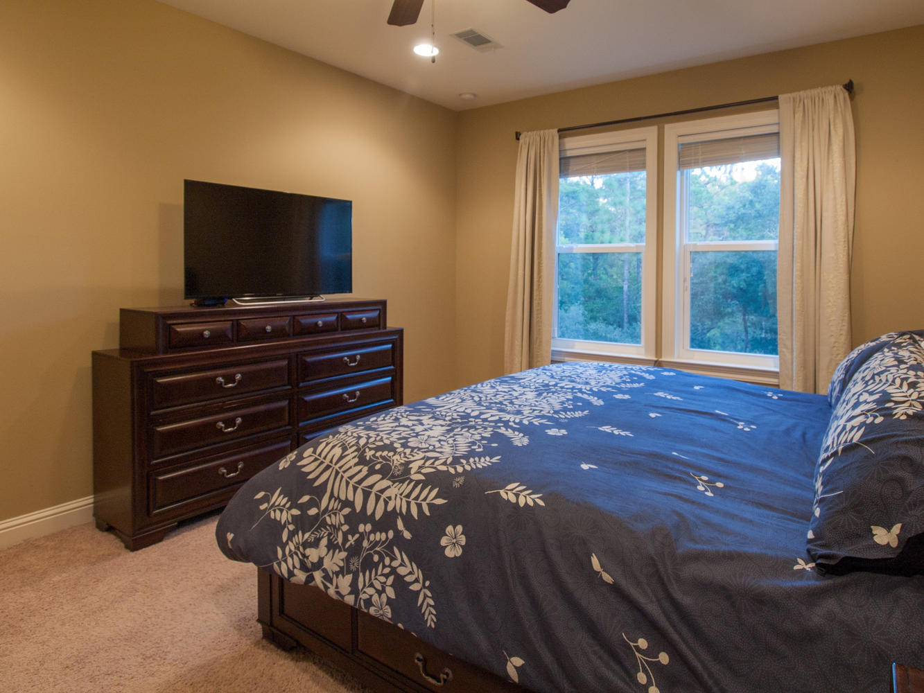 Hawks Landing - Residential