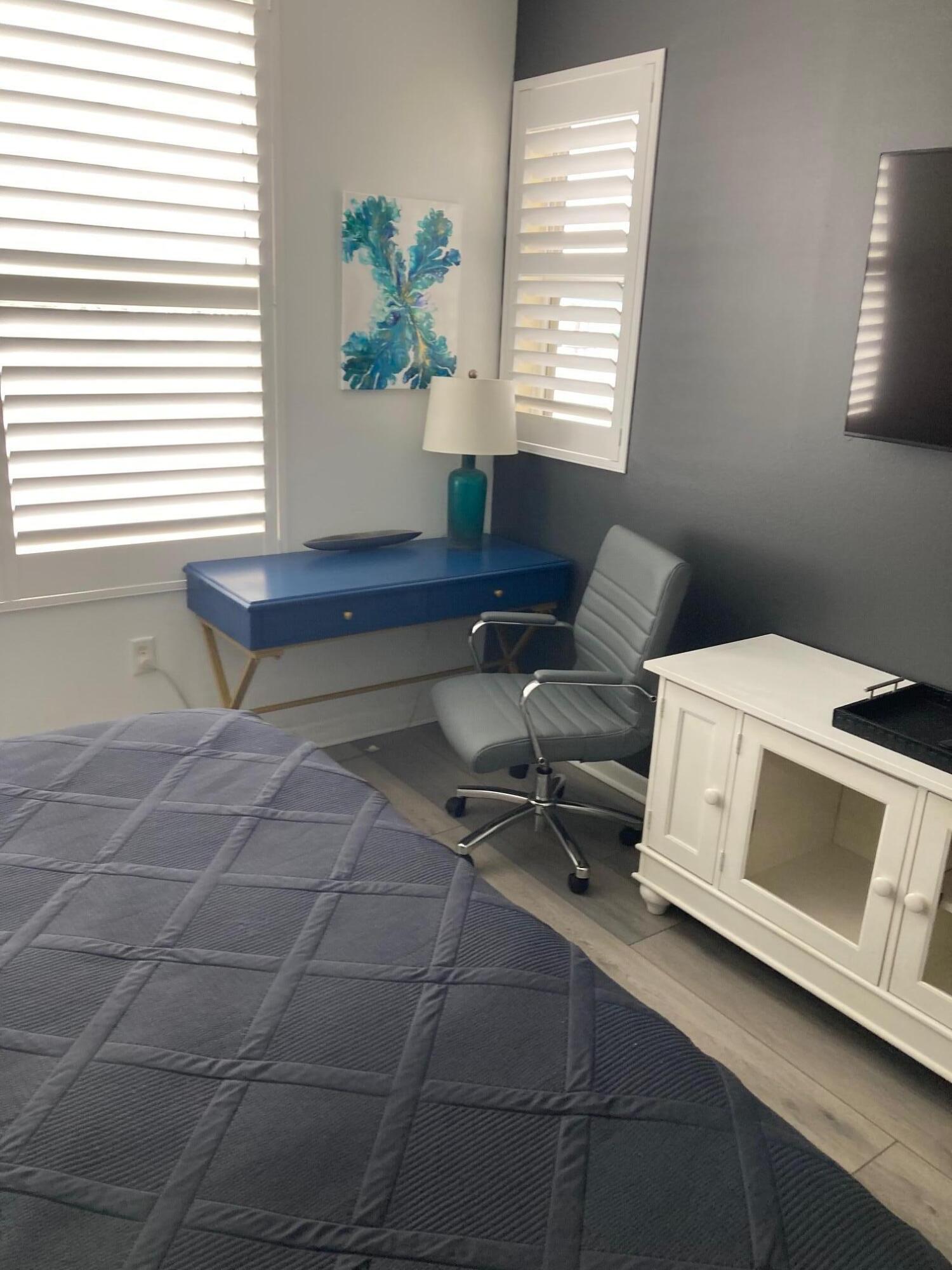 PALM COURT YACHT CLUB - Residential