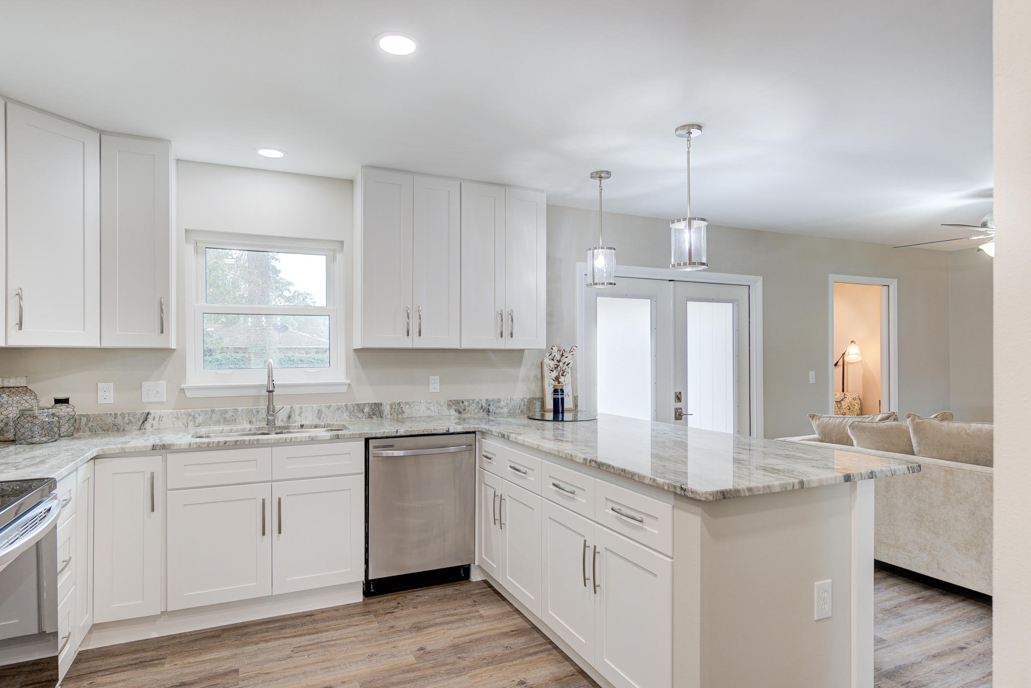 TANGLEWOOD S/D 1ST ADDN - Residential