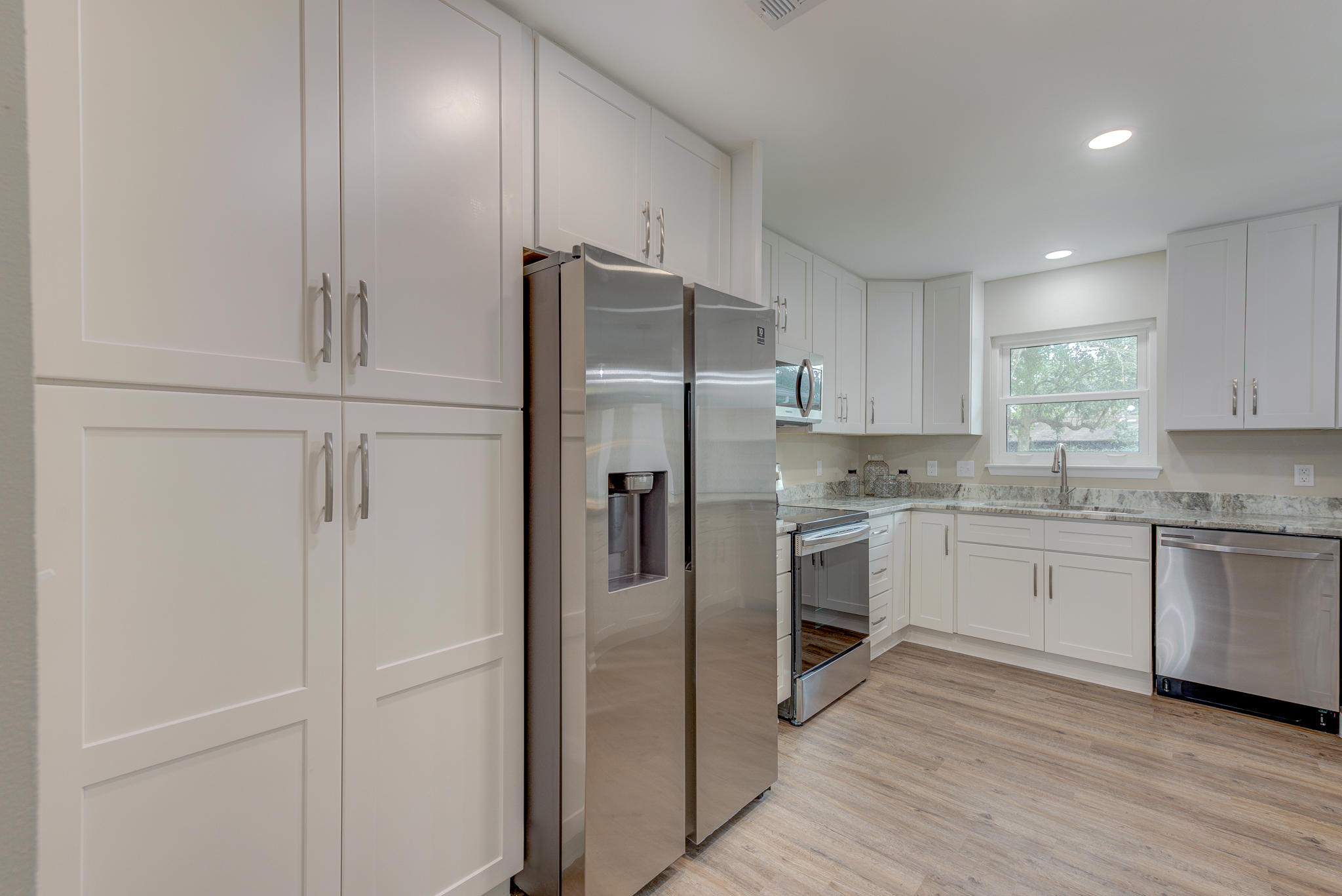 TANGLEWOOD S/D 1ST ADDN - Residential