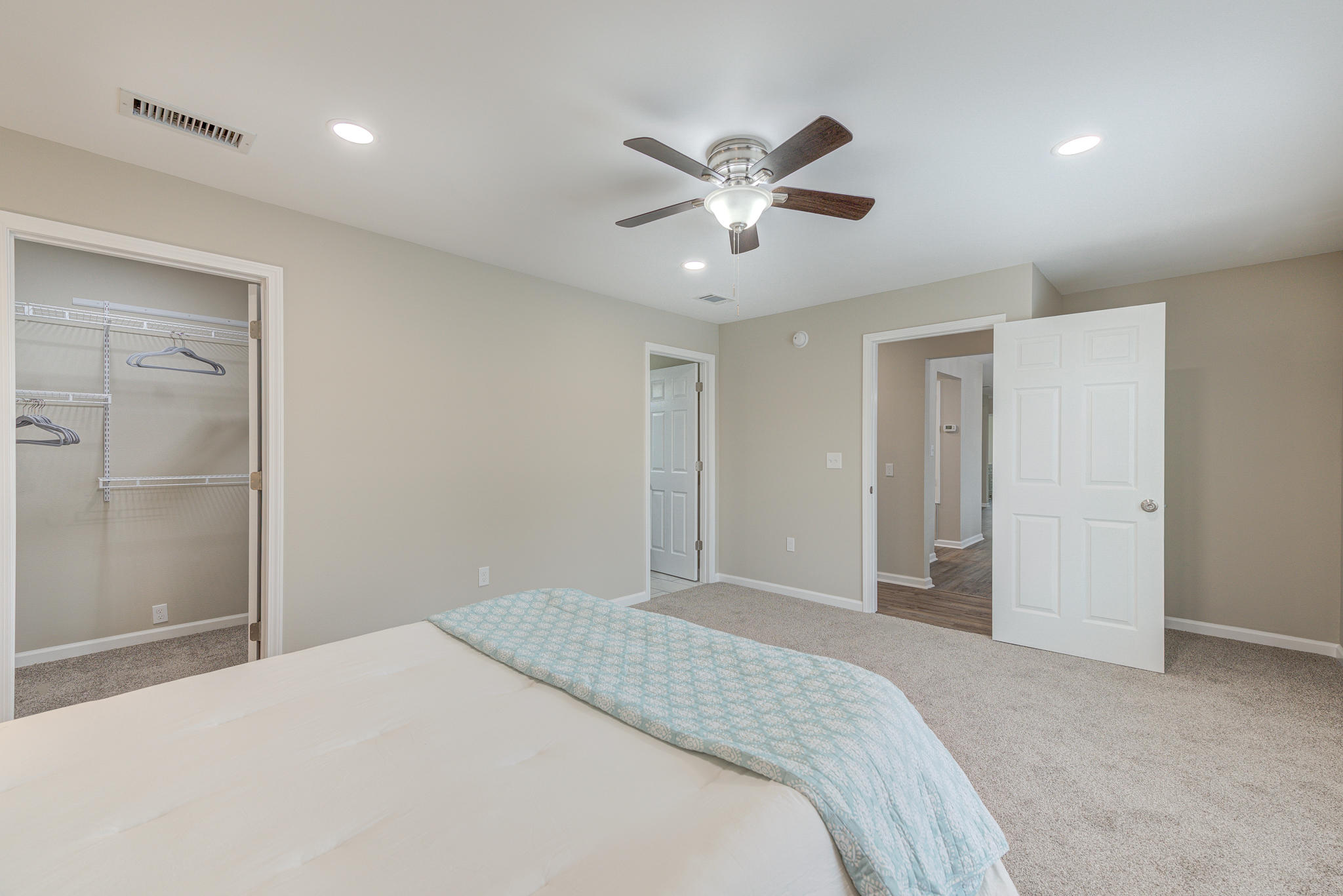 TANGLEWOOD S/D 1ST ADDN - Residential