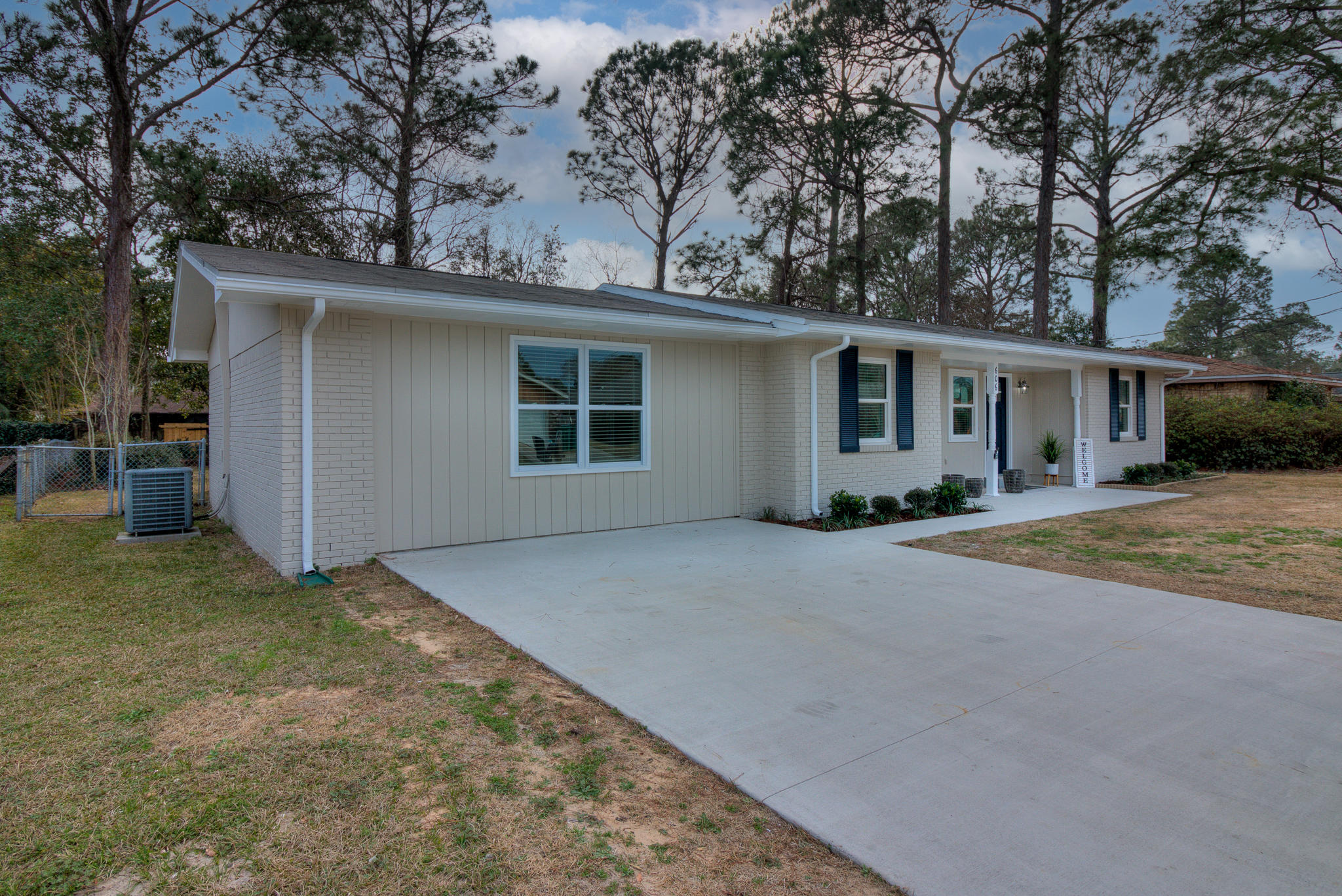 TANGLEWOOD S/D 1ST ADDN - Residential