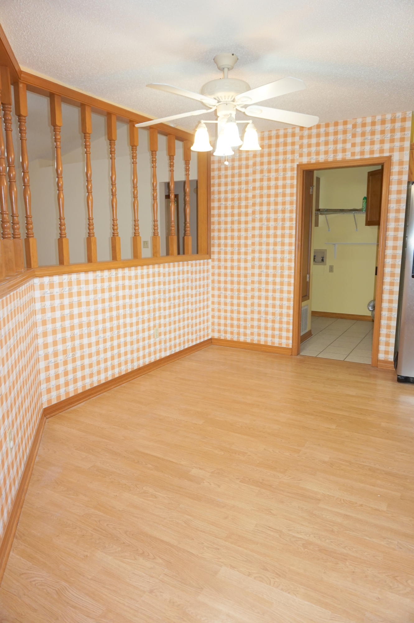 COUNTRYVIEW EST 4TH PH II LOT 8 - Residential