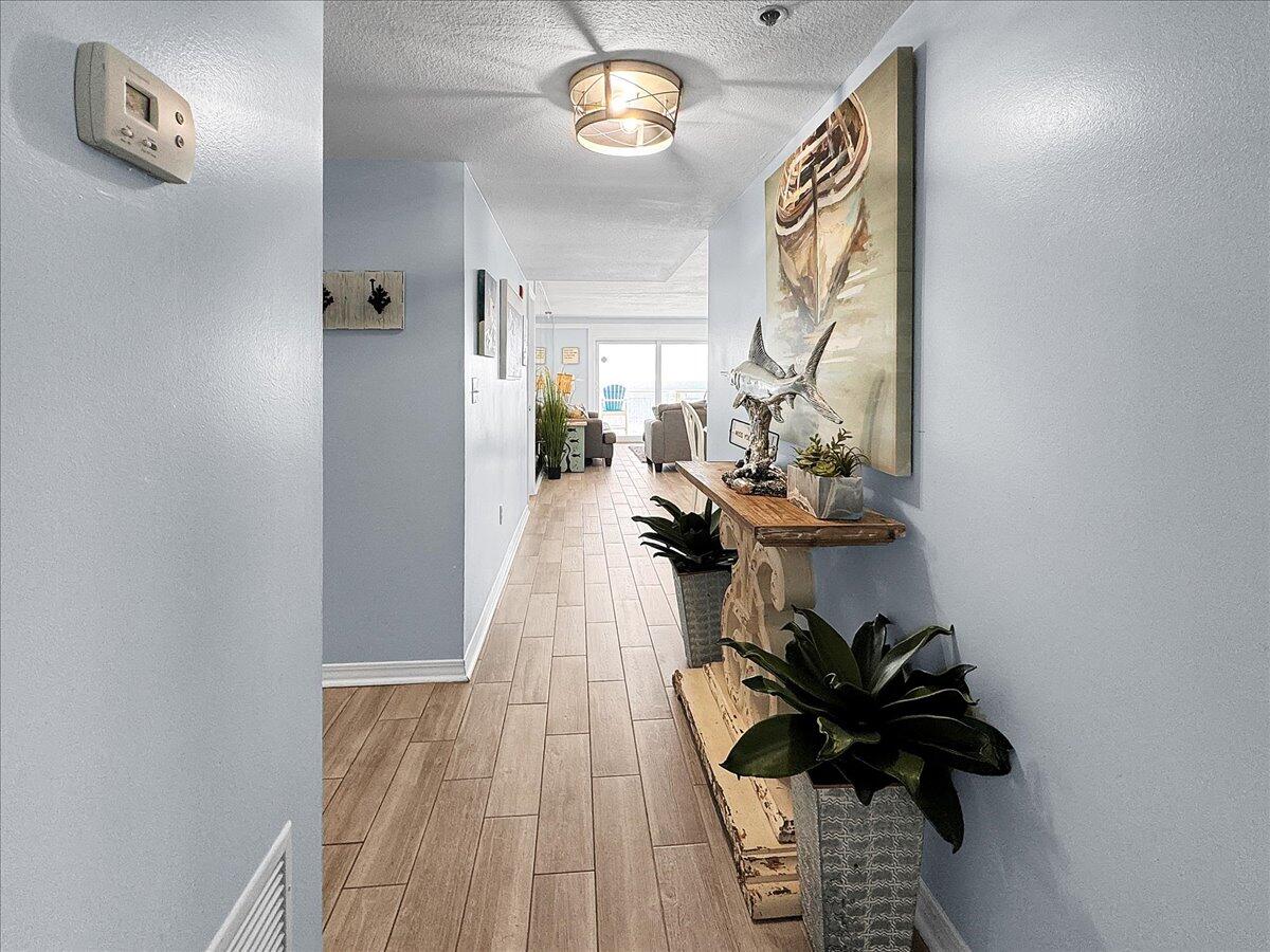 Destin Towers - Residential