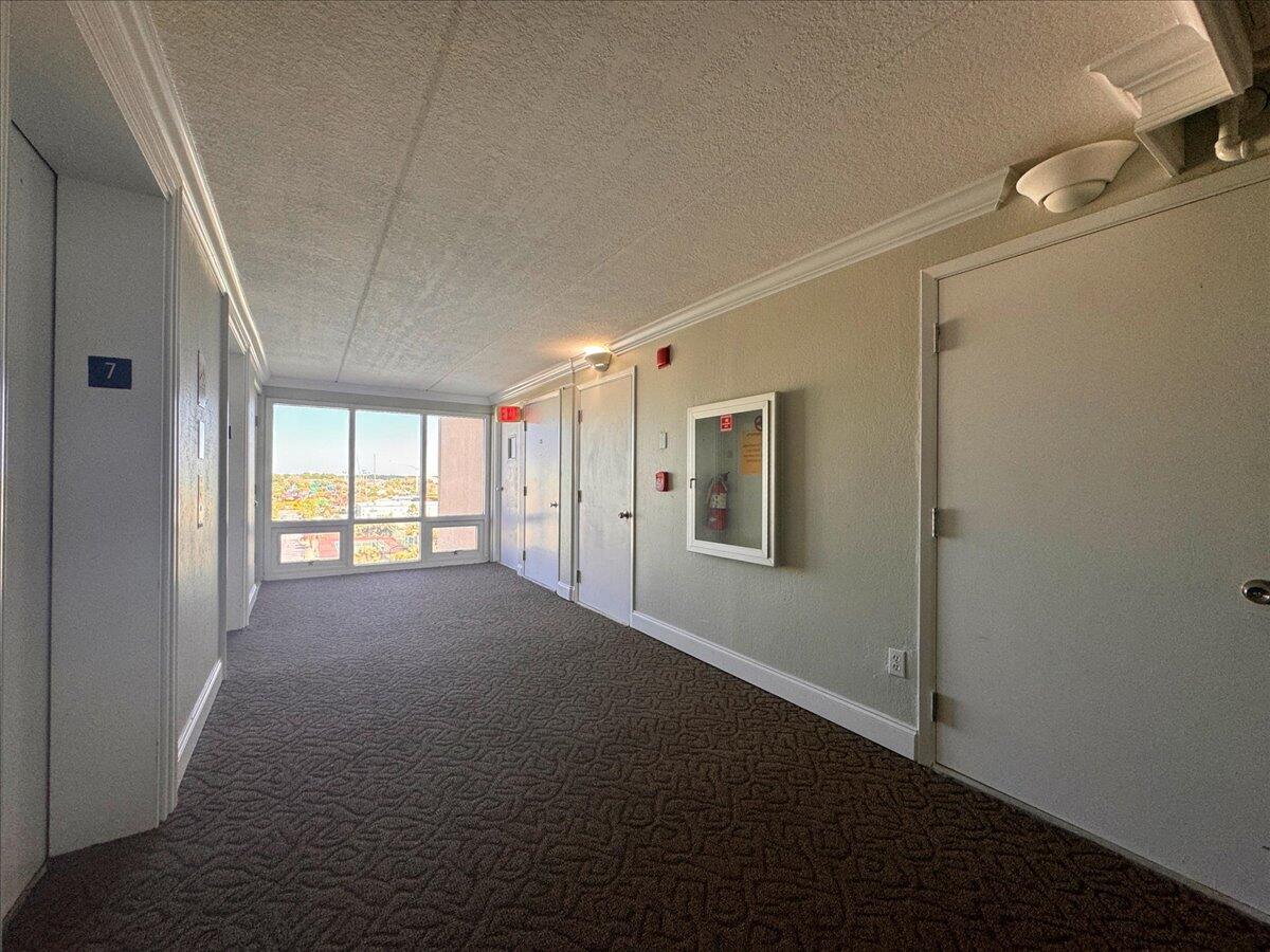 Destin Towers - Residential