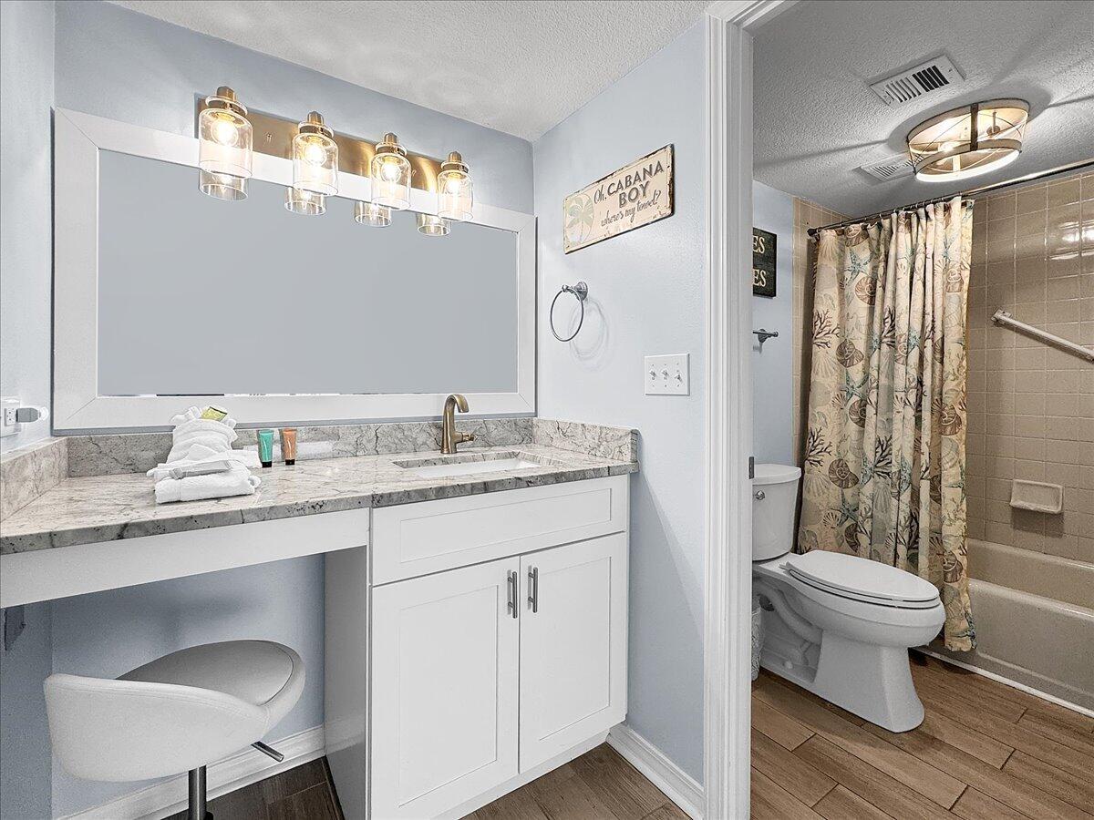 Destin Towers - Residential