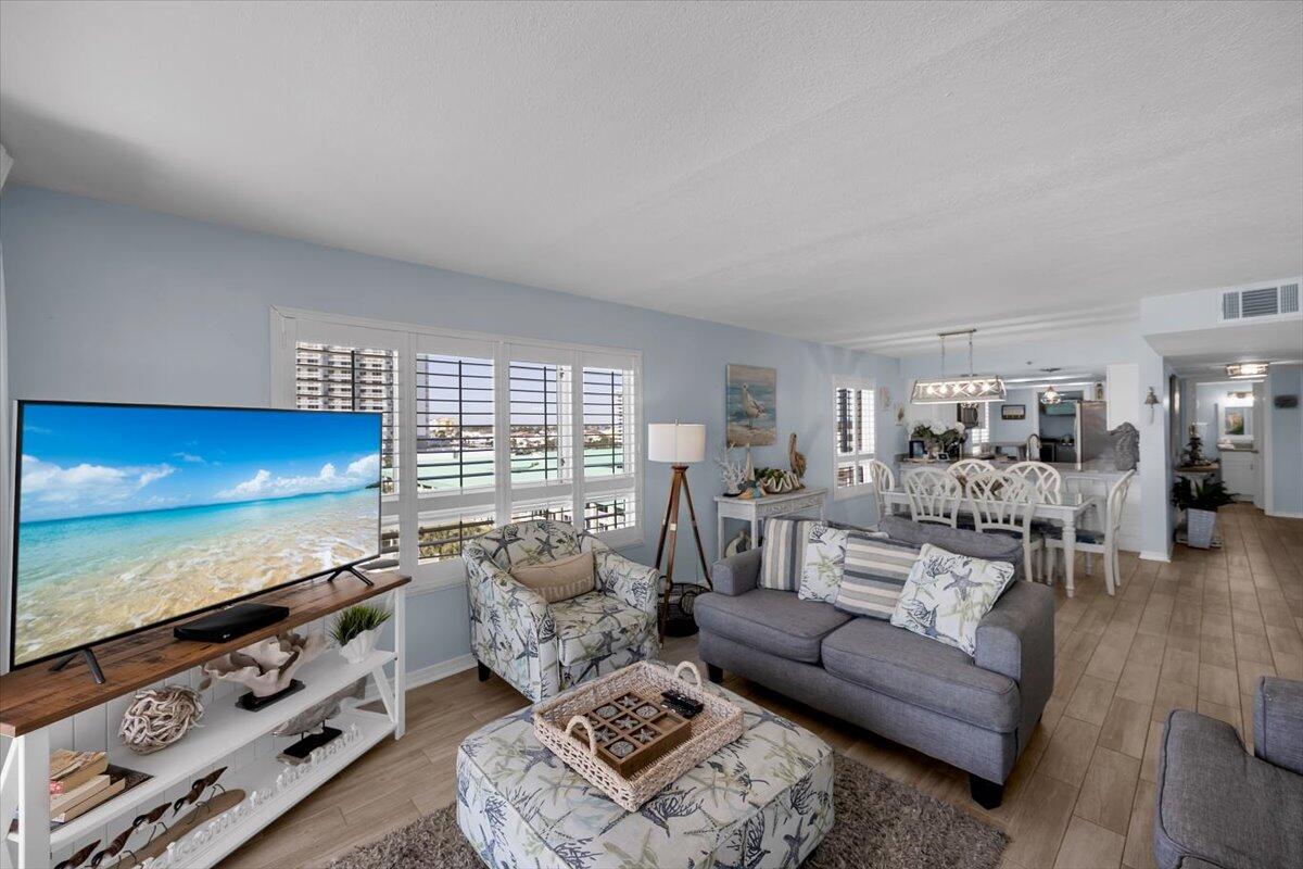 Destin Towers - Residential