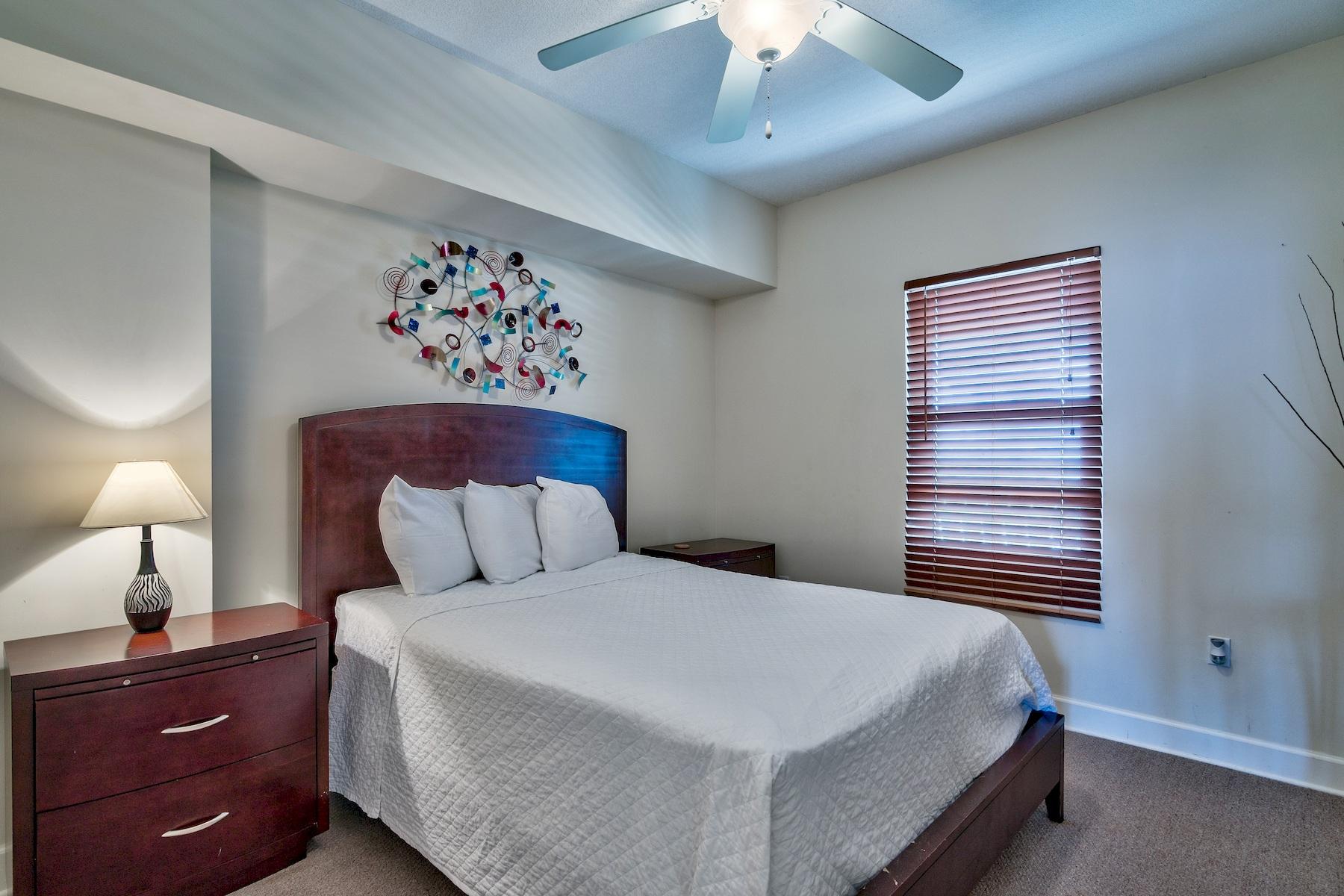 SUNRISE BEACH - Residential